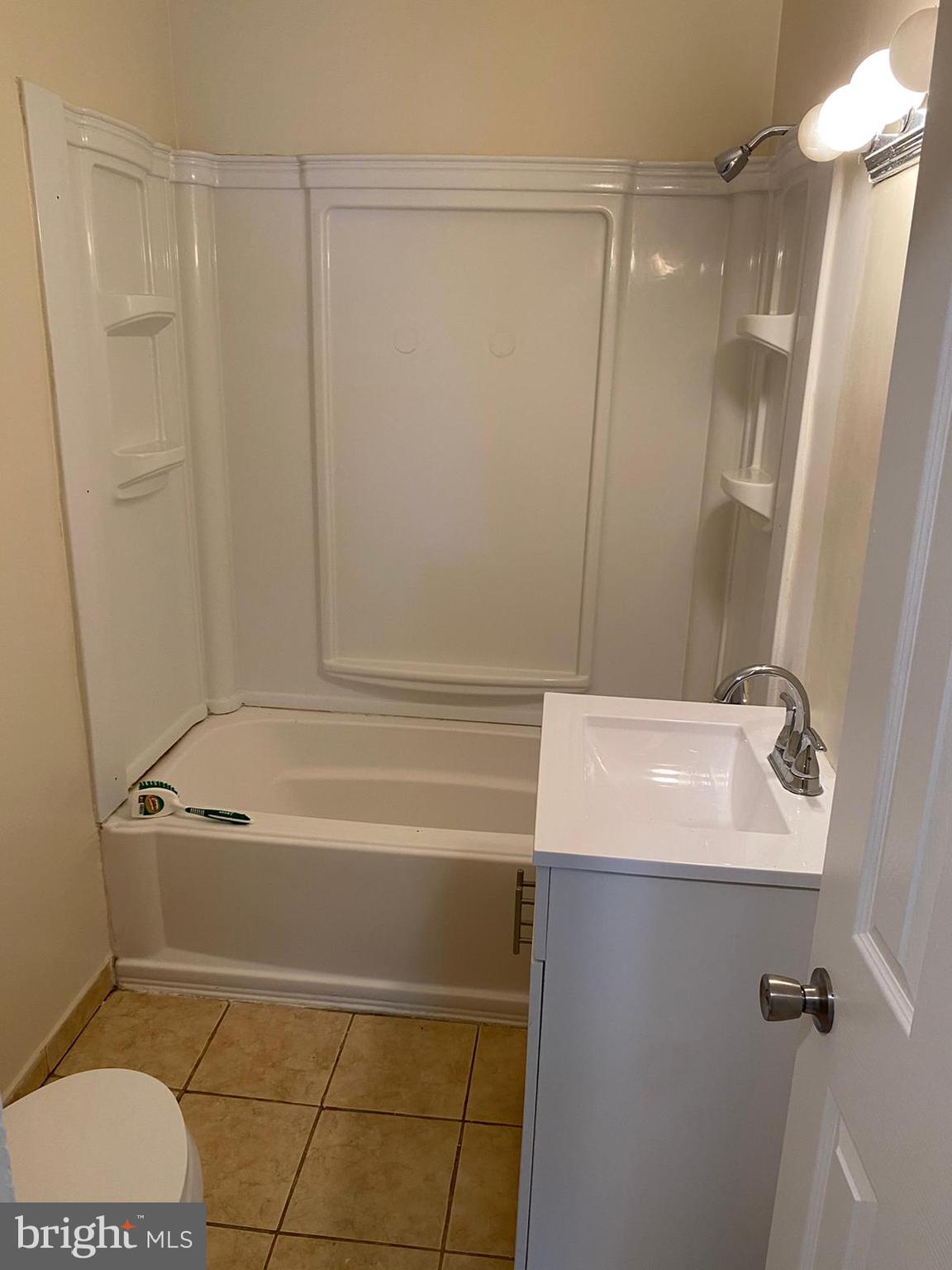 BRAGG HILL TOWNHOUSES - Residential