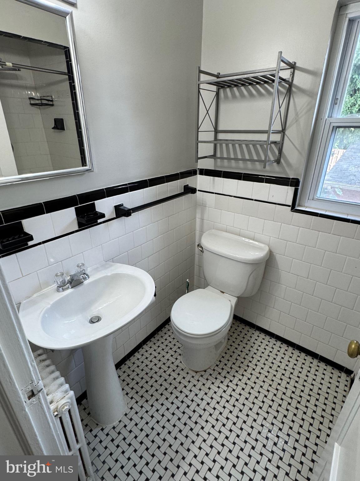 OVER LEE KNOLLS - Residential Lease