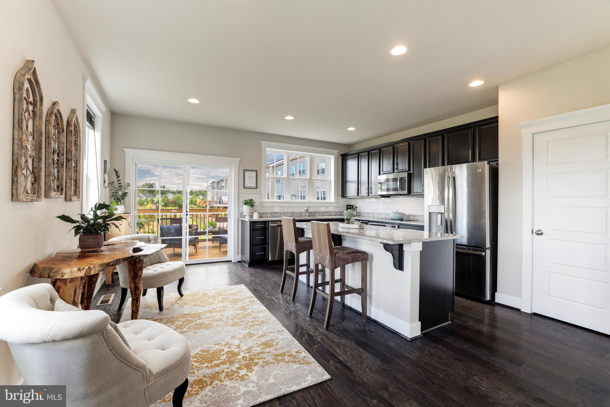 MAYFAIR - Residential