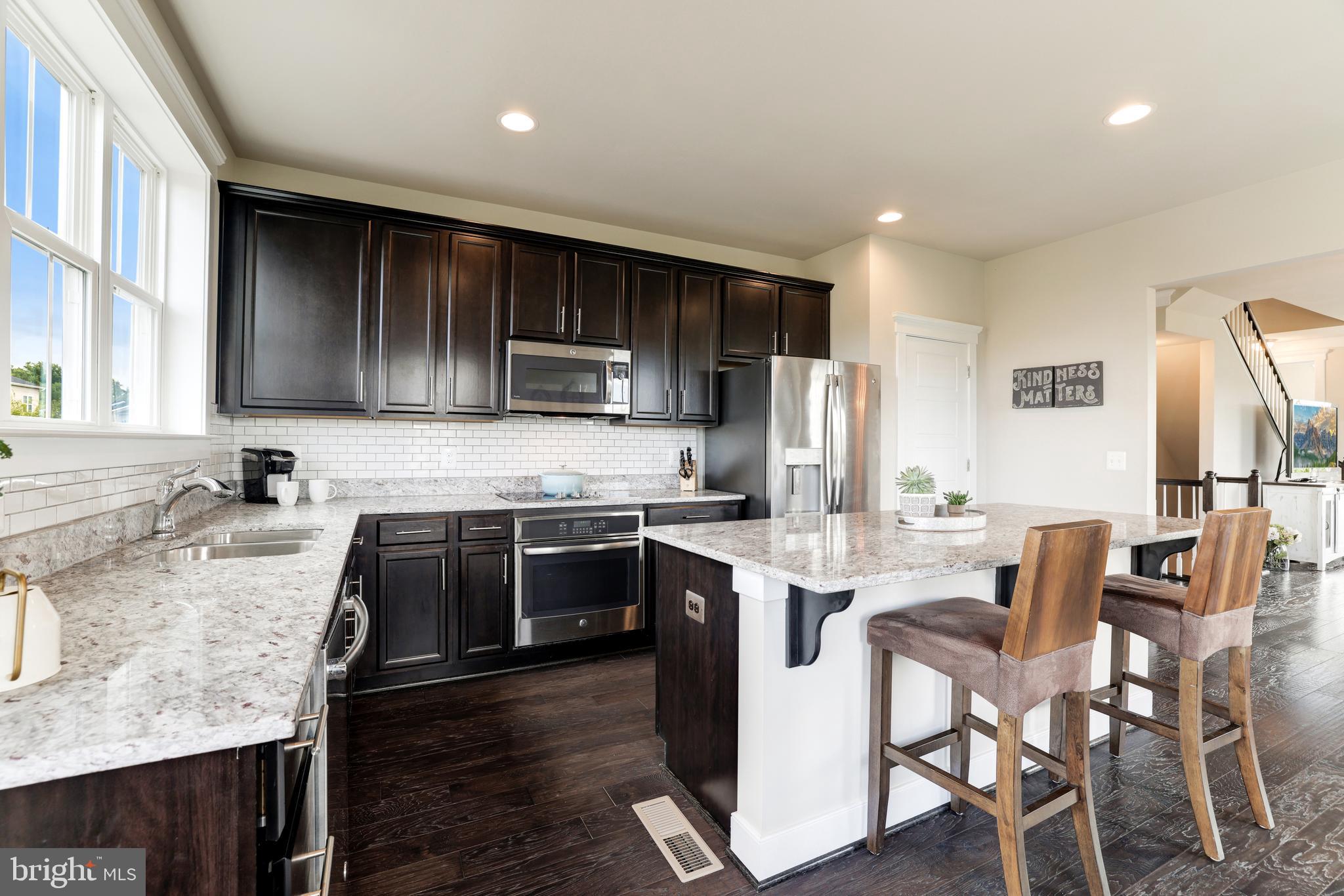 MAYFAIR - Residential