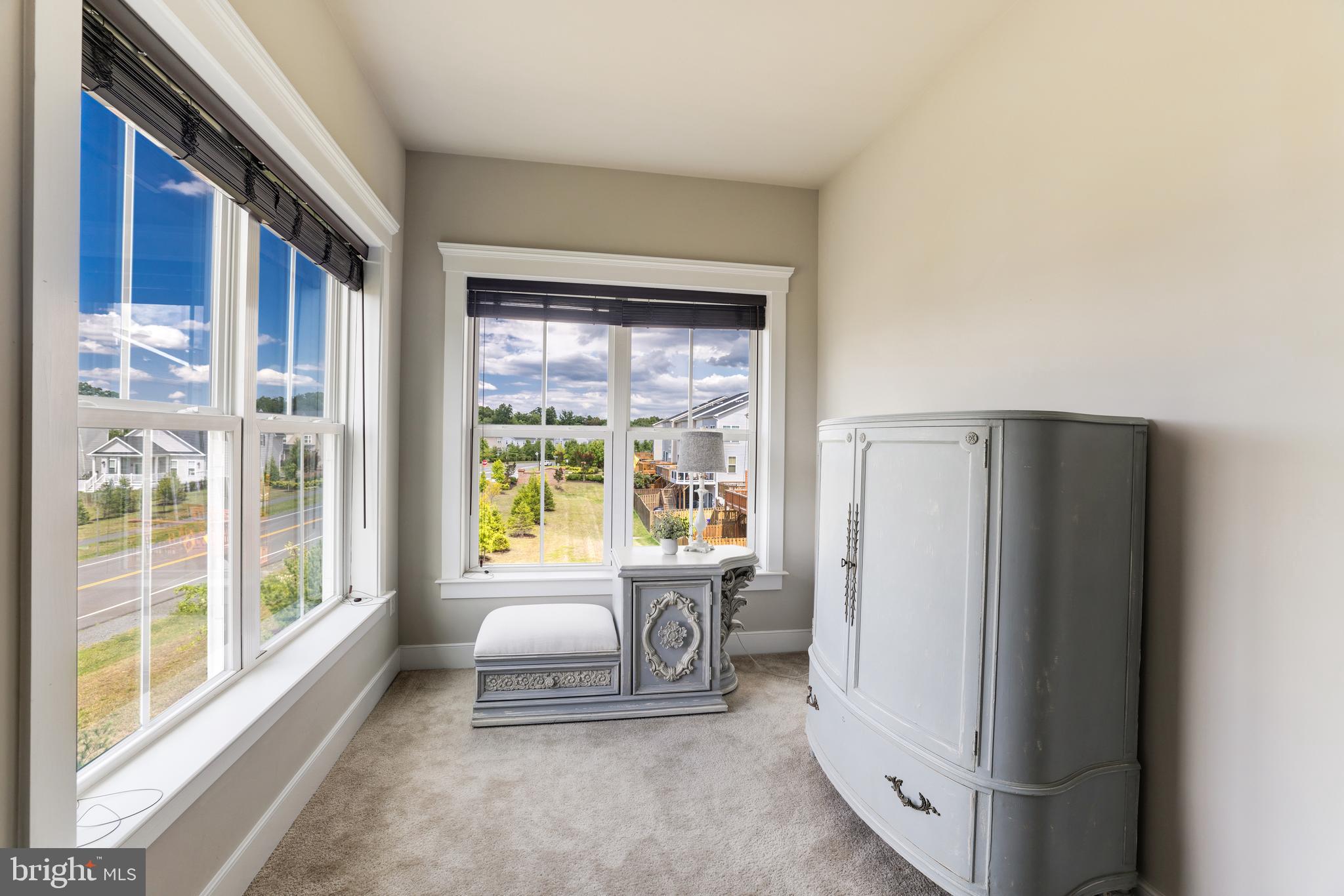 MAYFAIR - Residential