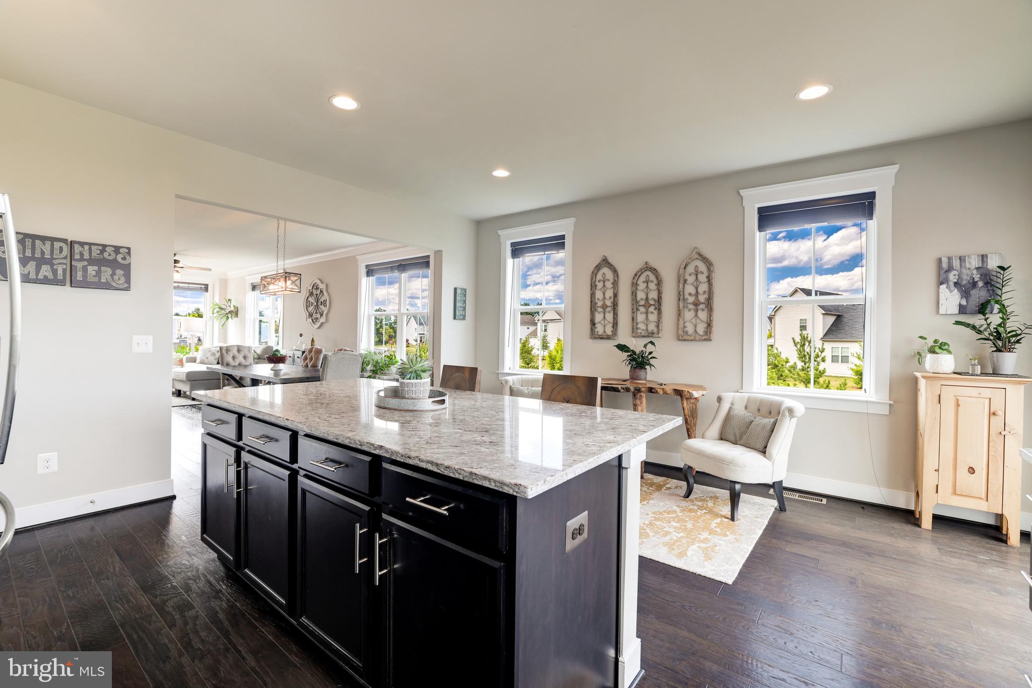 MAYFAIR - Residential