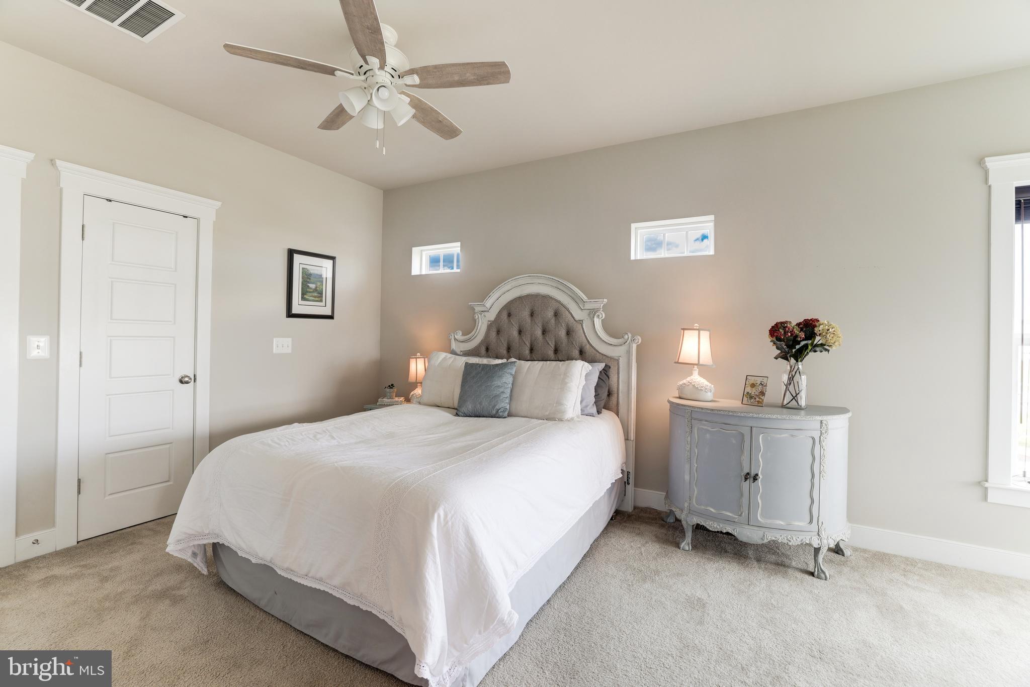 MAYFAIR - Residential