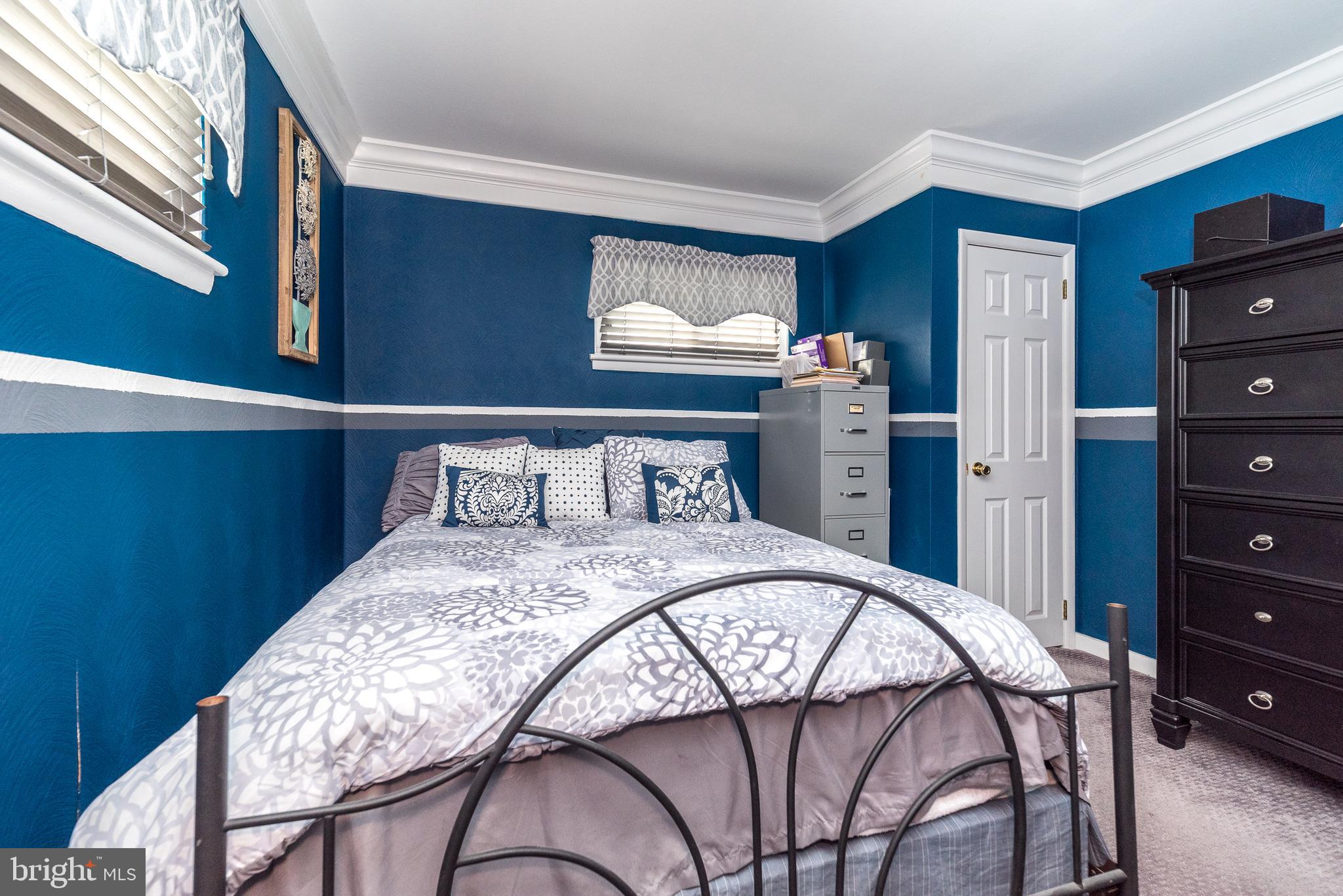 ROSLYN - Residential