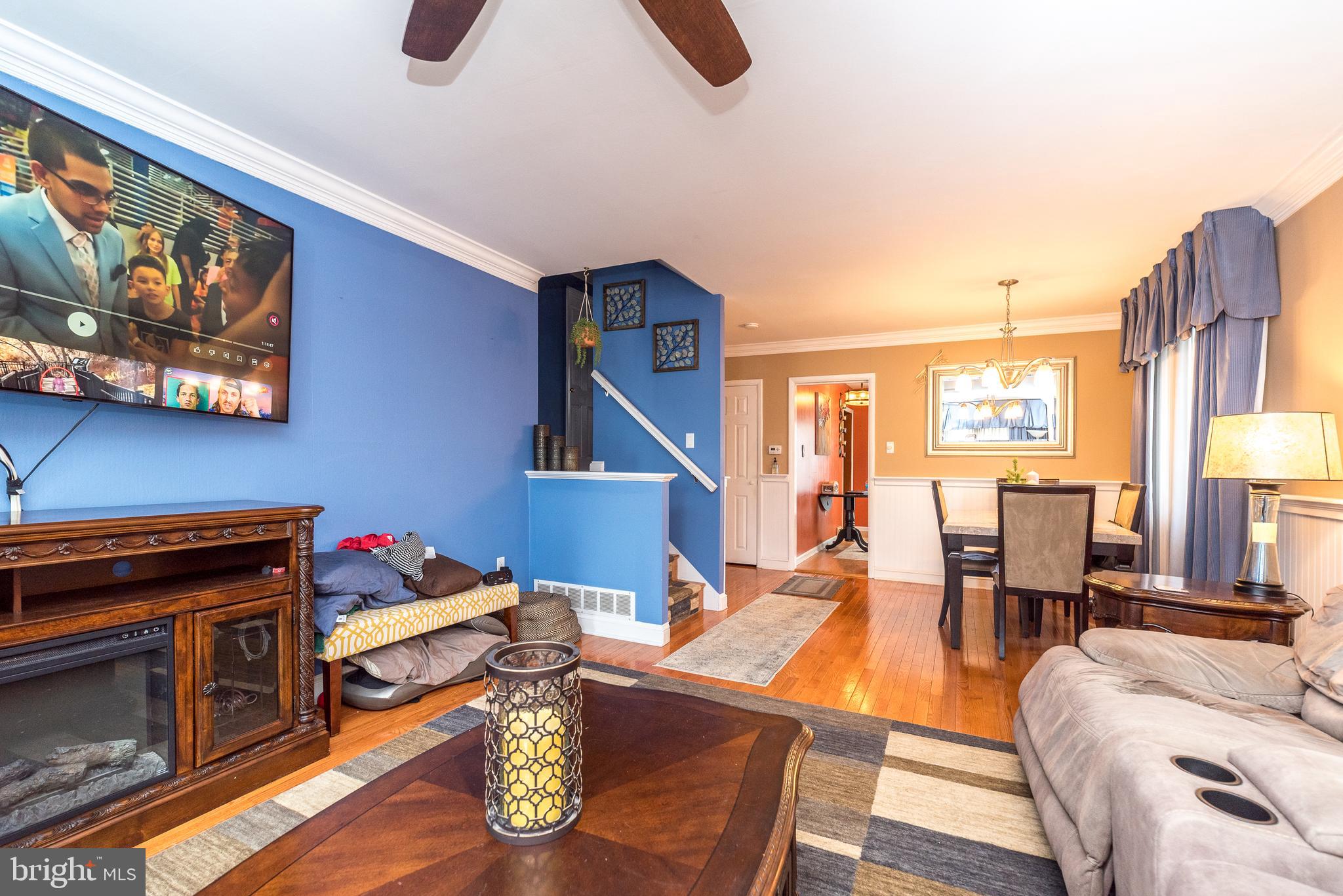 ROSLYN - Residential