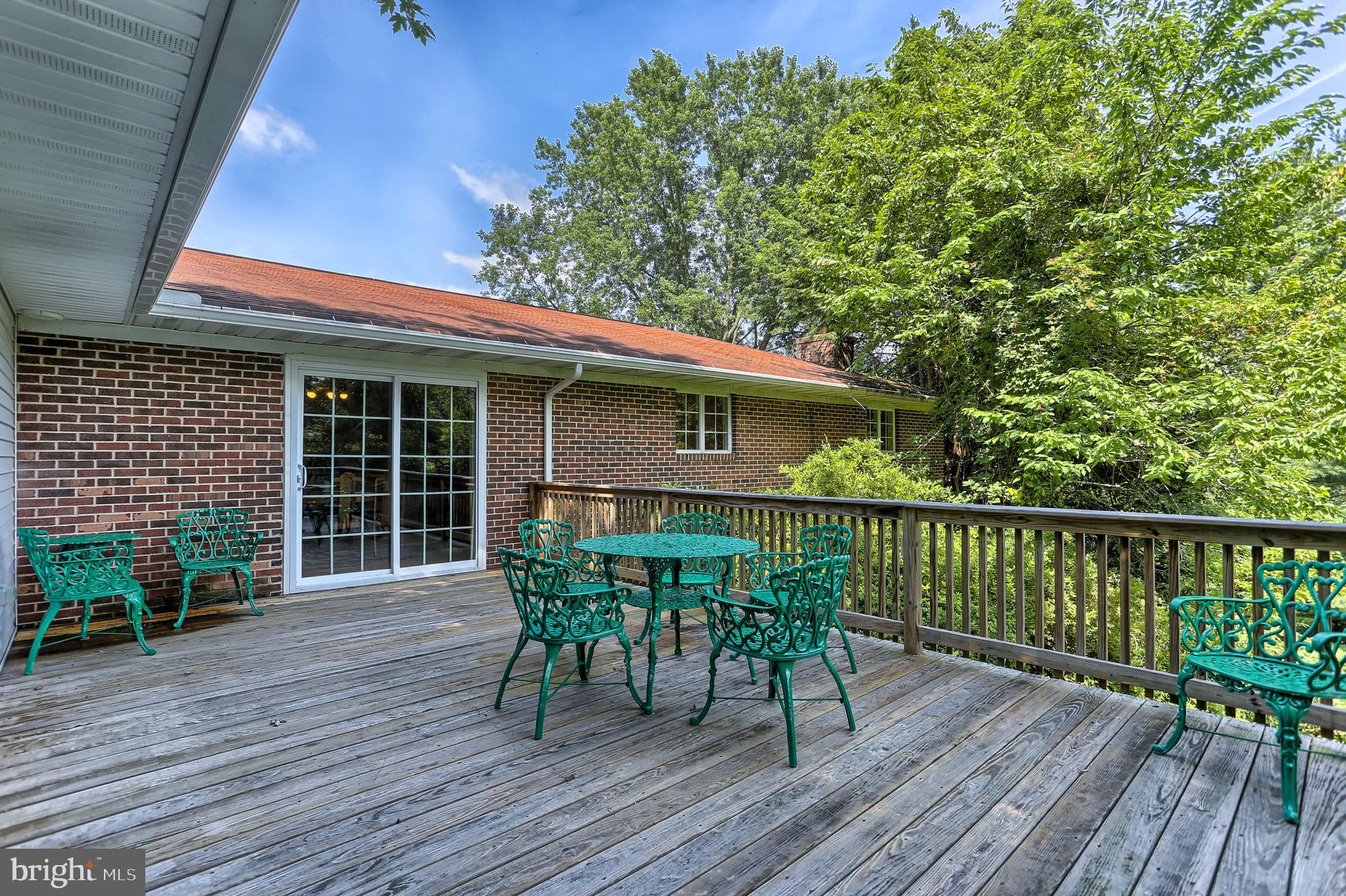 COUNTRY CLUB PARK - Residential