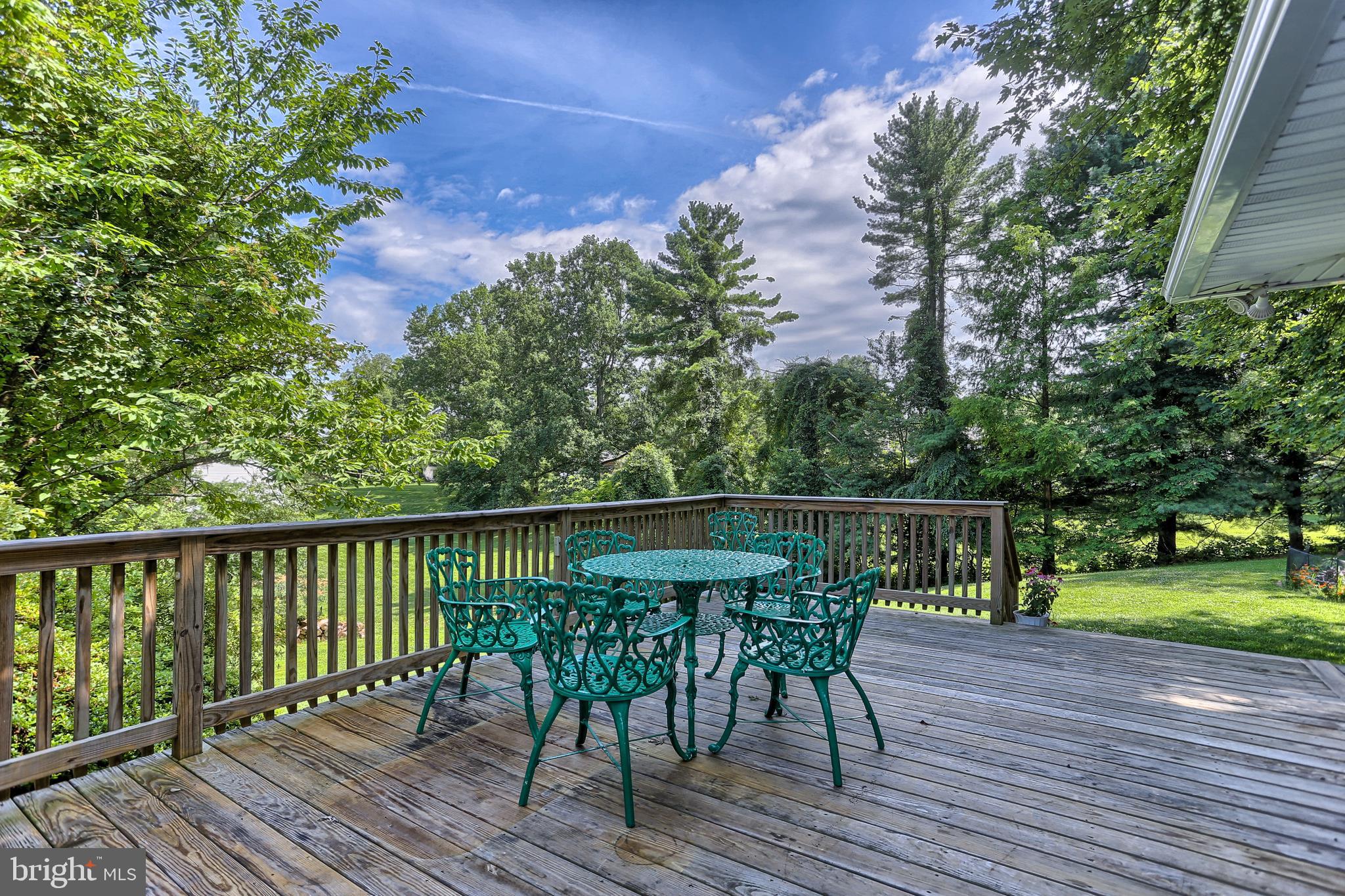 COUNTRY CLUB PARK - Residential