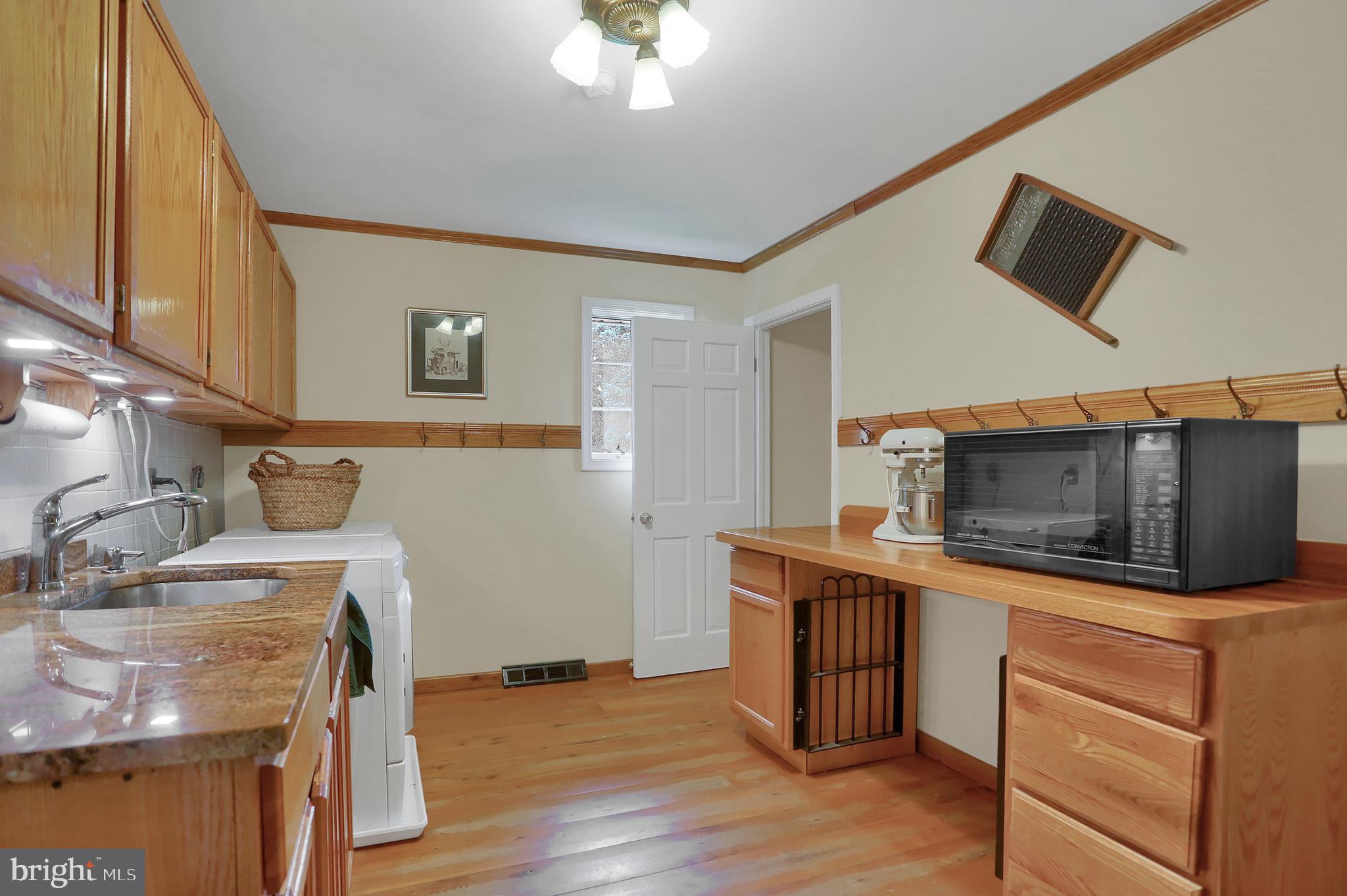 COUNTRY CLUB PARK - Residential