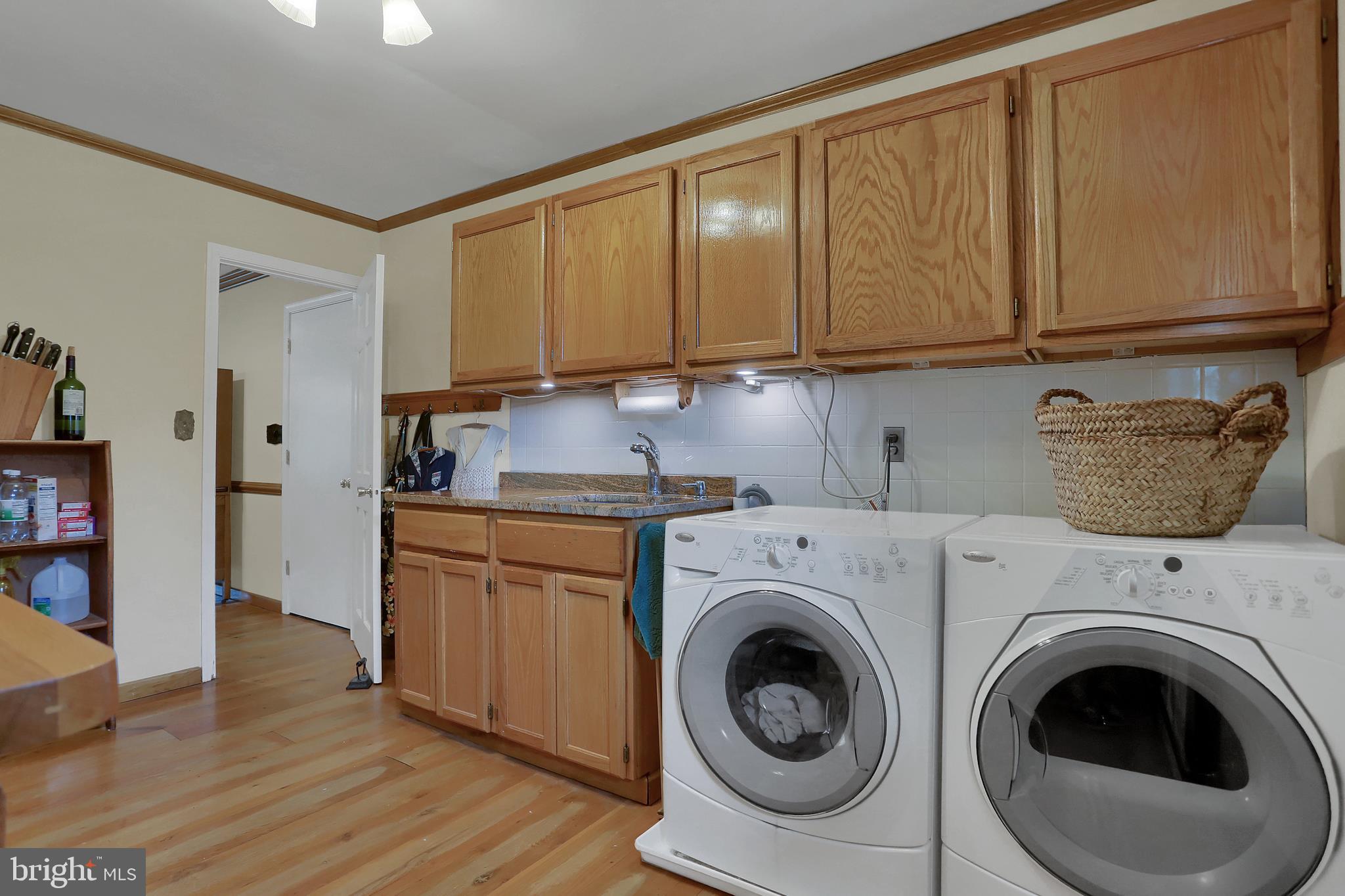 COUNTRY CLUB PARK - Residential