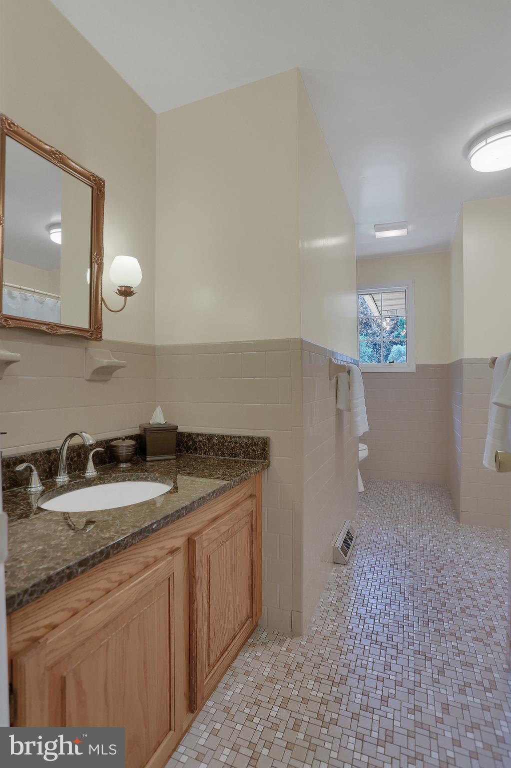 COUNTRY CLUB PARK - Residential