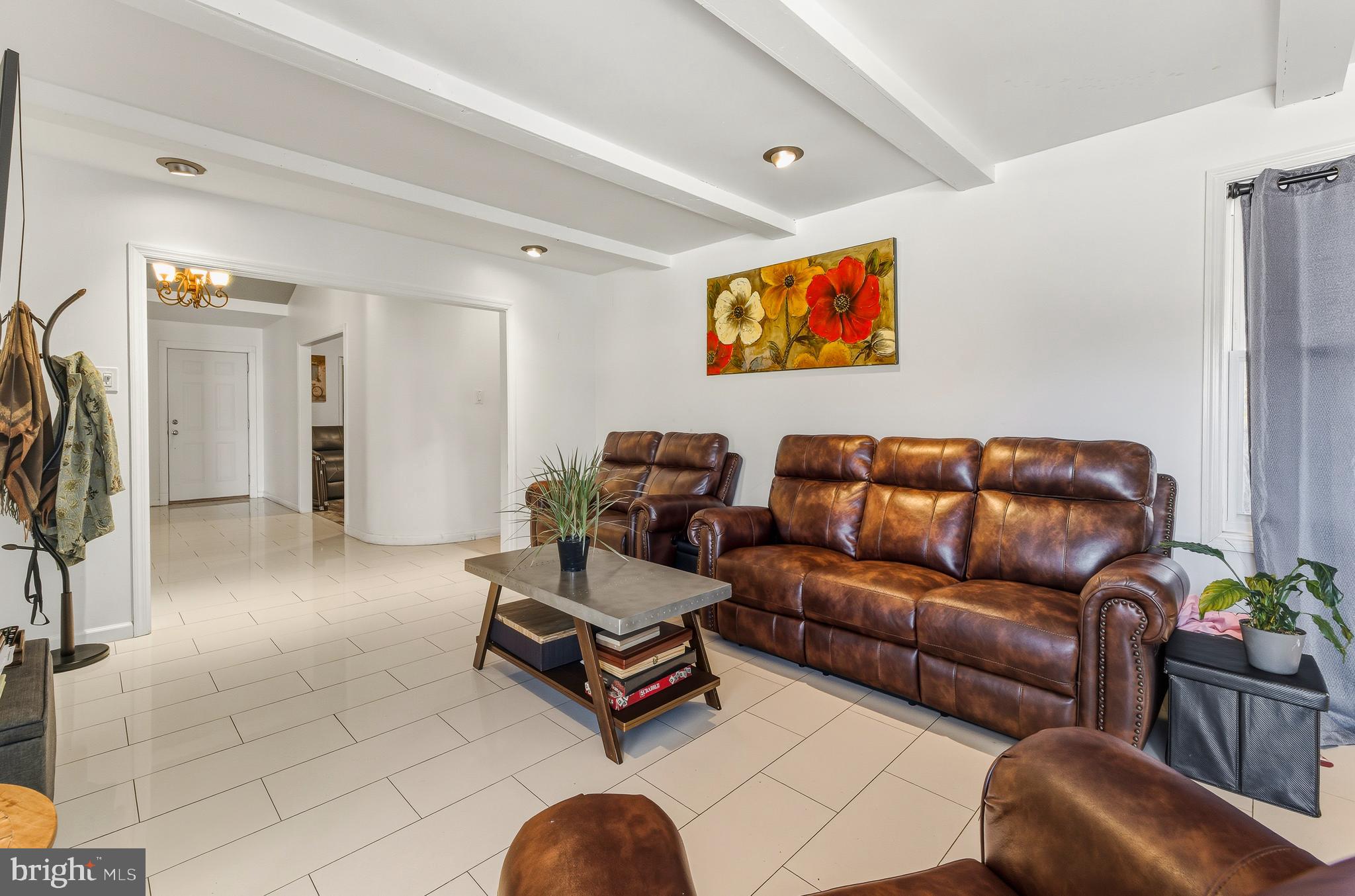 28 FOREST HILL DRIVE