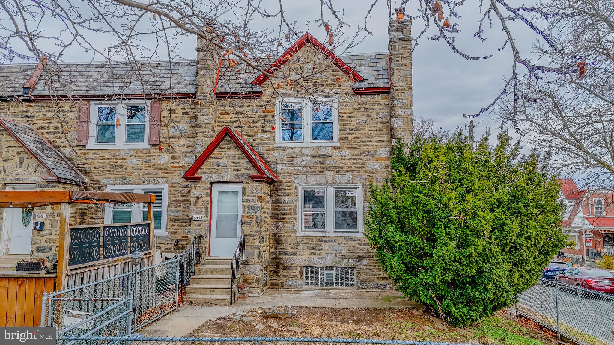 EAST OAK LANE - Residential Income