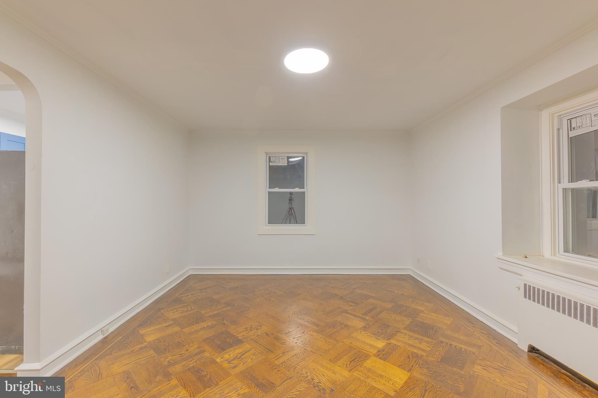 EAST OAK LANE - Residential Income