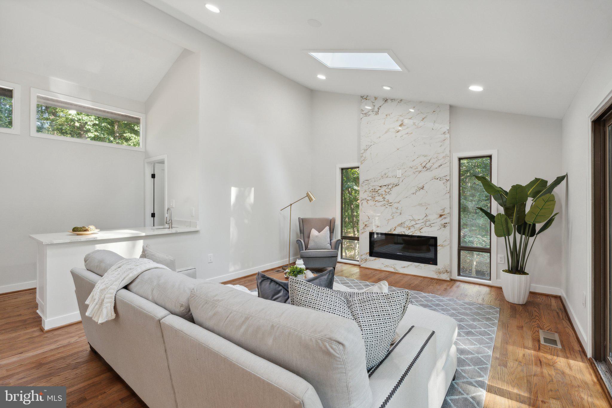 WOLF TRAP WOODS - Residential