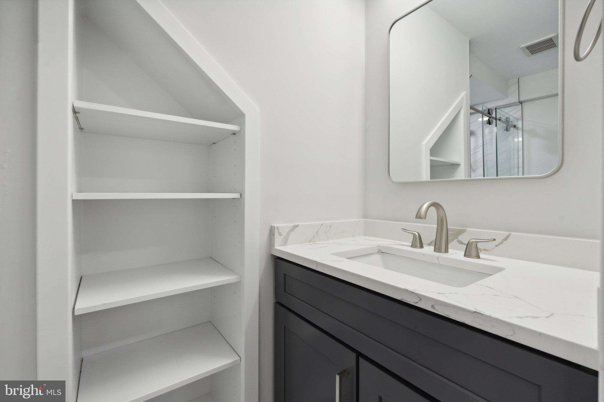 WOLF TRAP WOODS - Residential