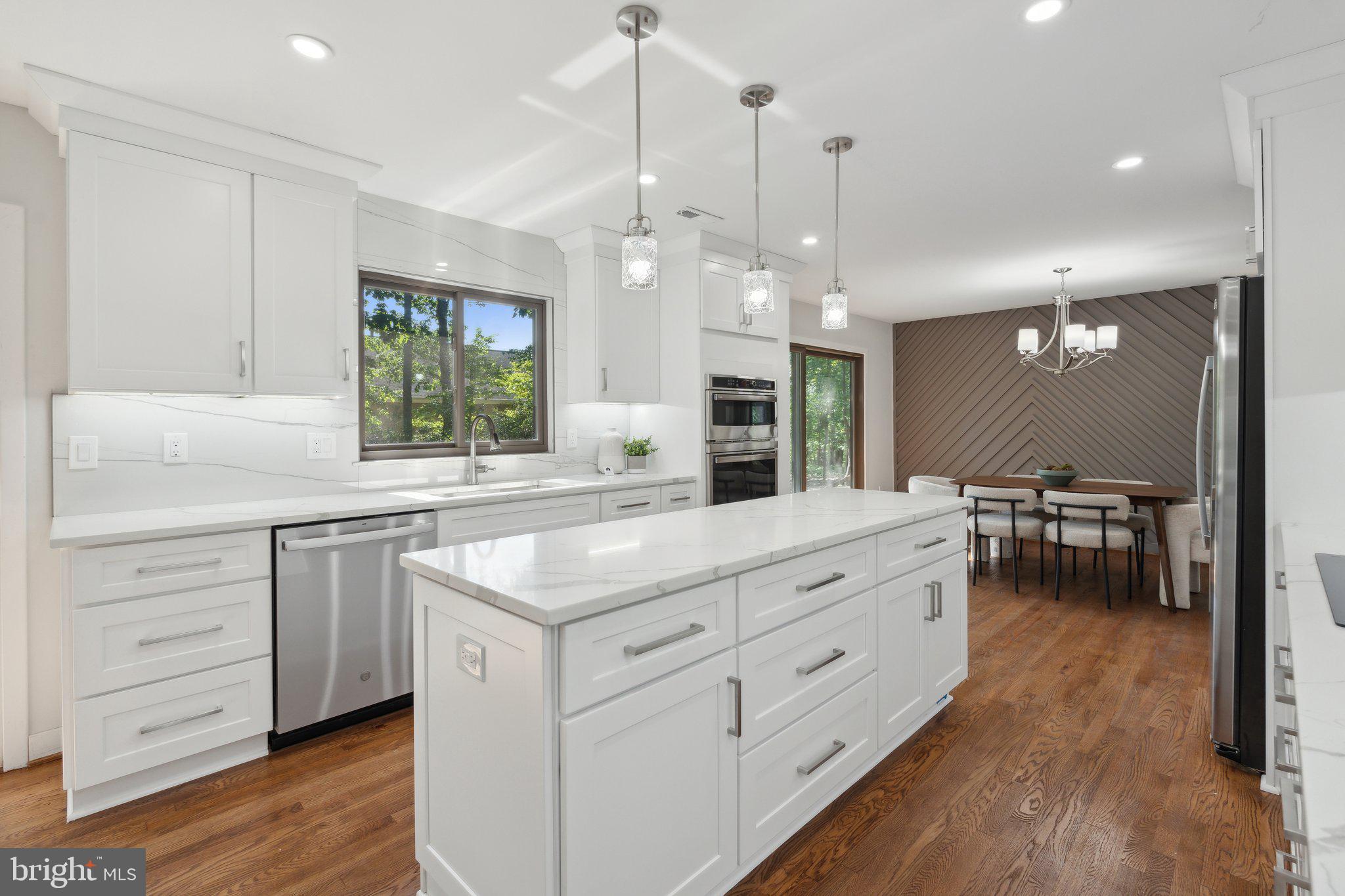 WOLF TRAP WOODS - Residential