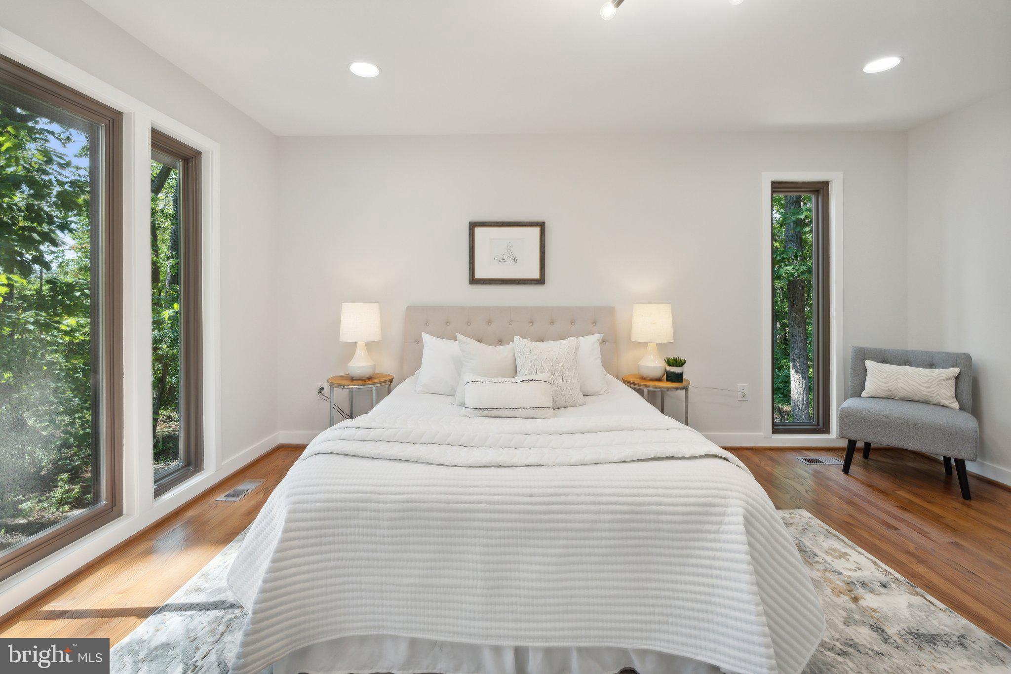 WOLF TRAP WOODS - Residential