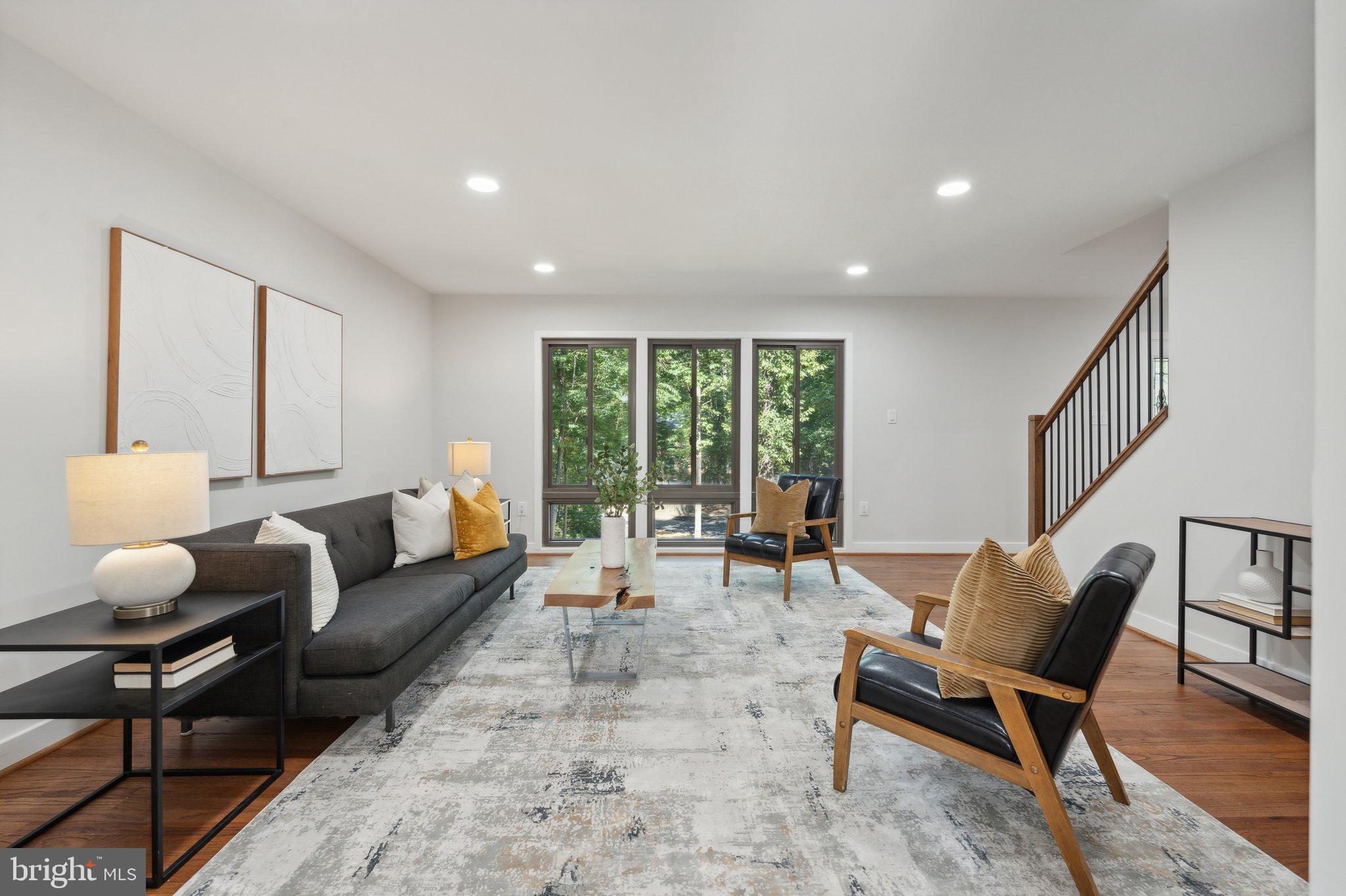 WOLF TRAP WOODS - Residential