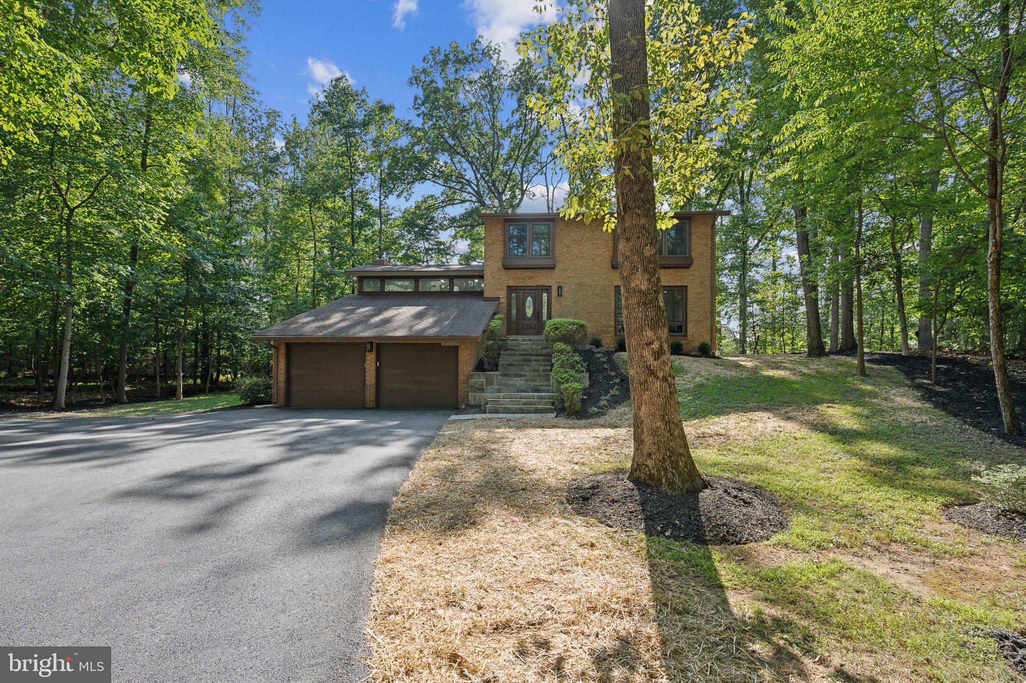 WOLF TRAP WOODS - Residential