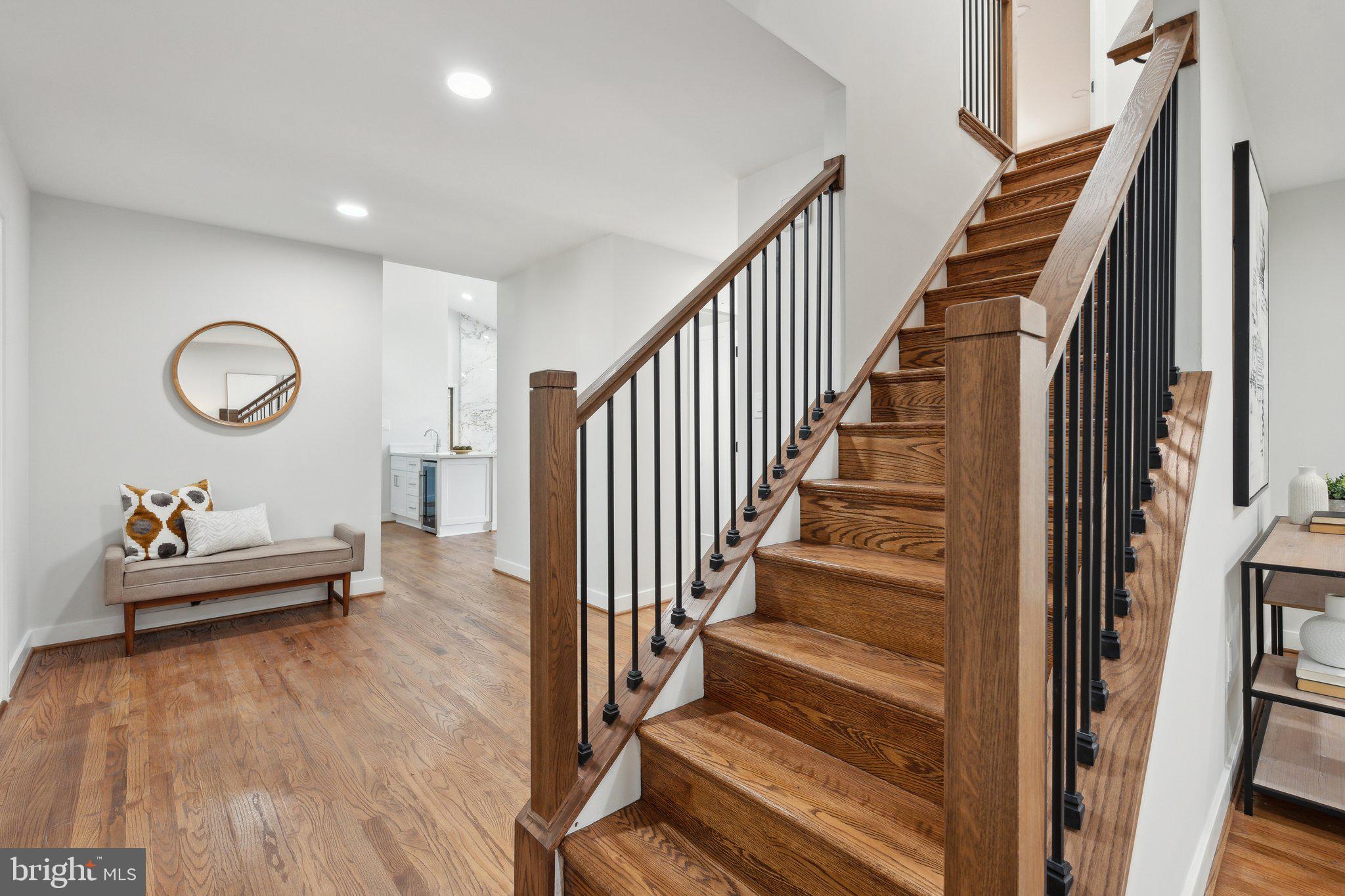 WOLF TRAP WOODS - Residential