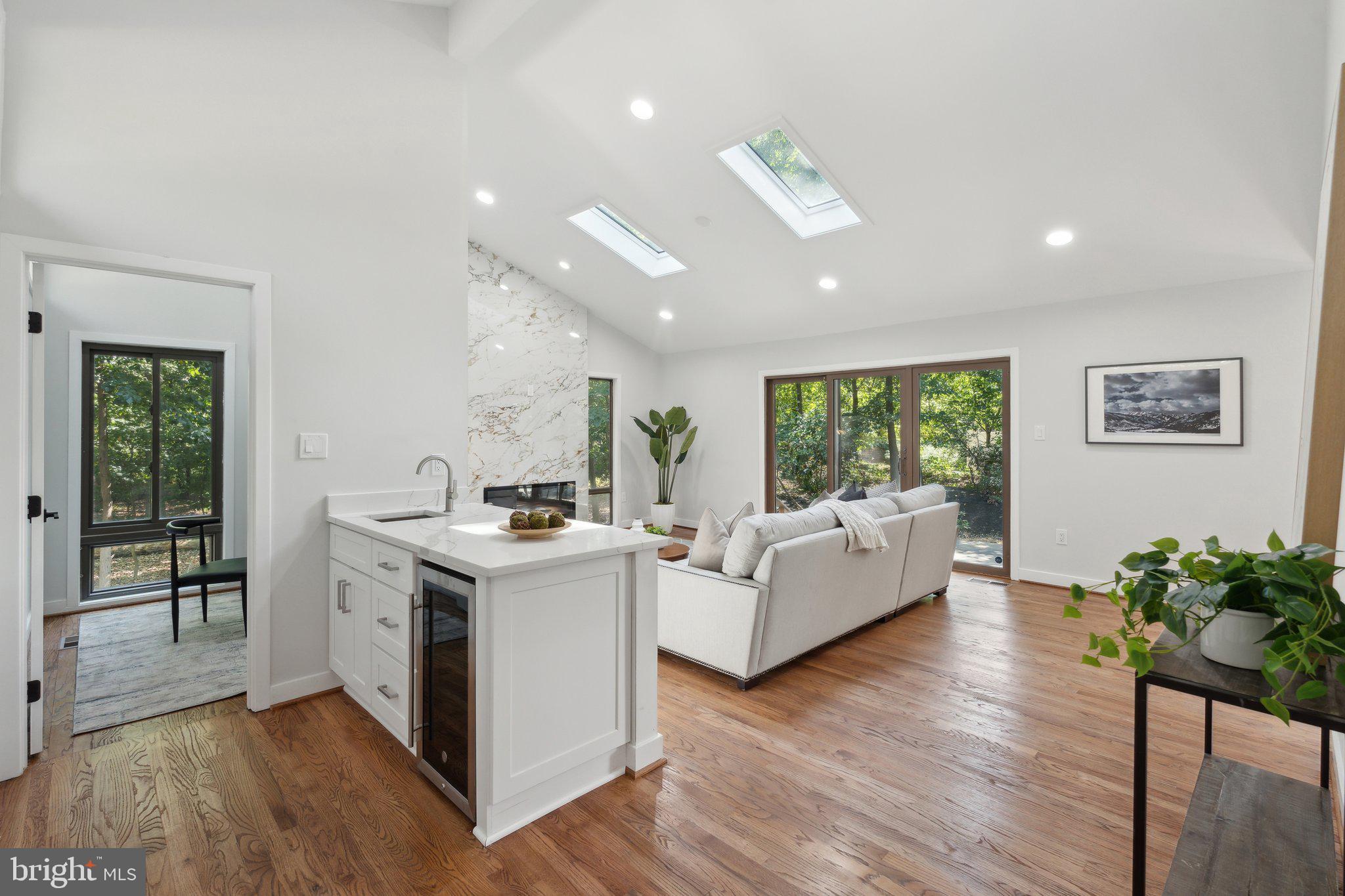 WOLF TRAP WOODS - Residential