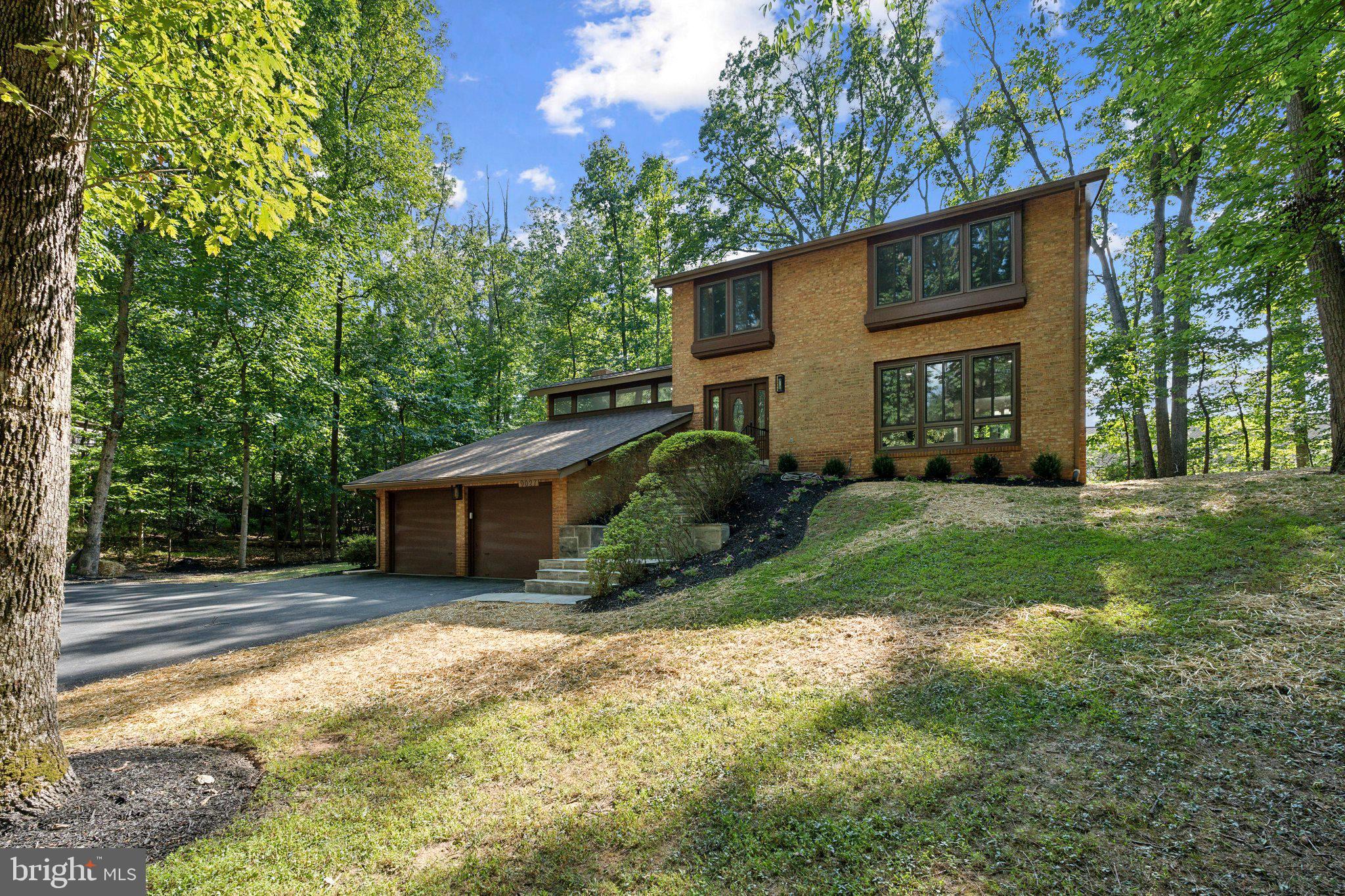 WOLF TRAP WOODS - Residential