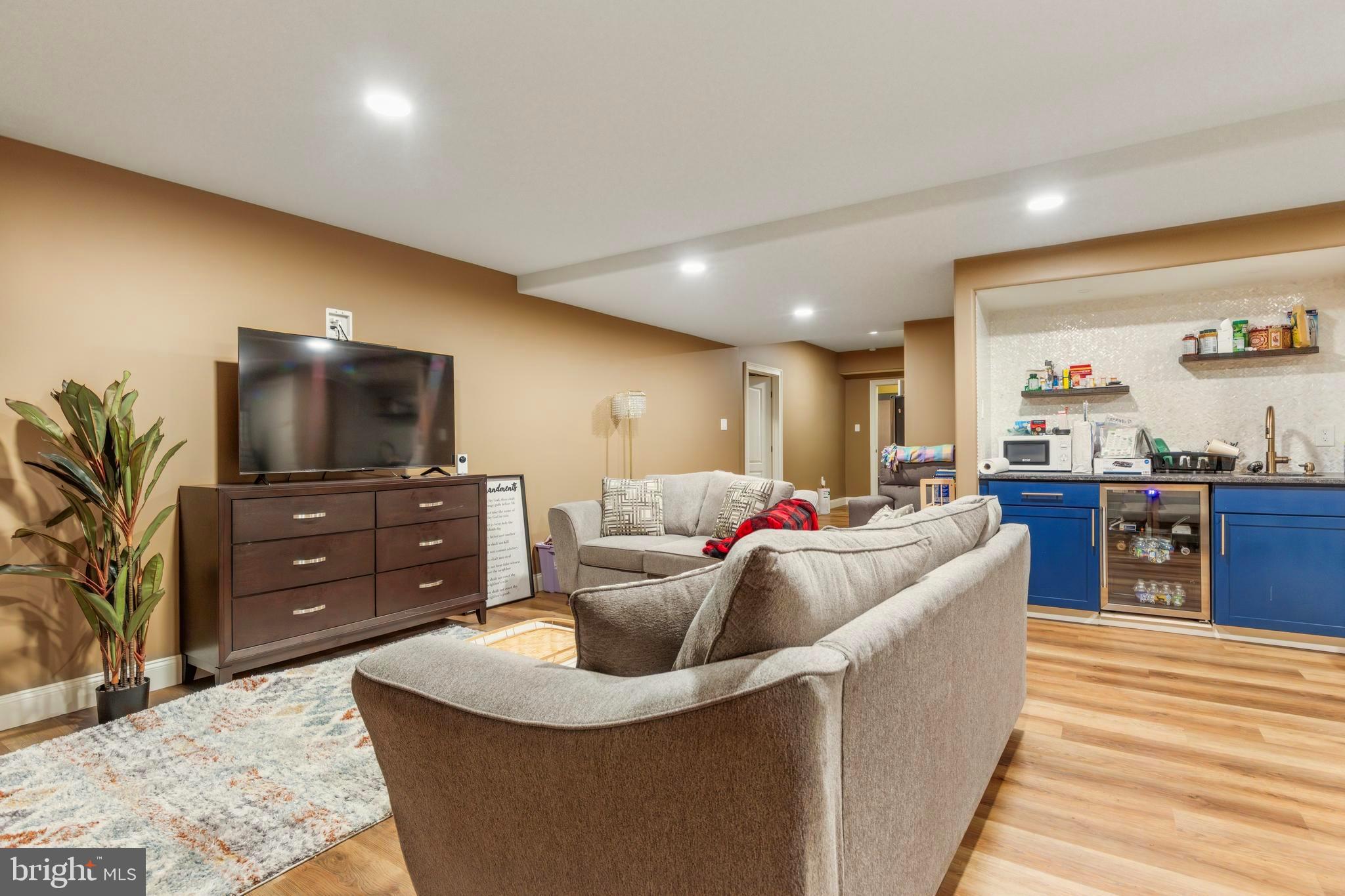 GREYSTONE - Residential