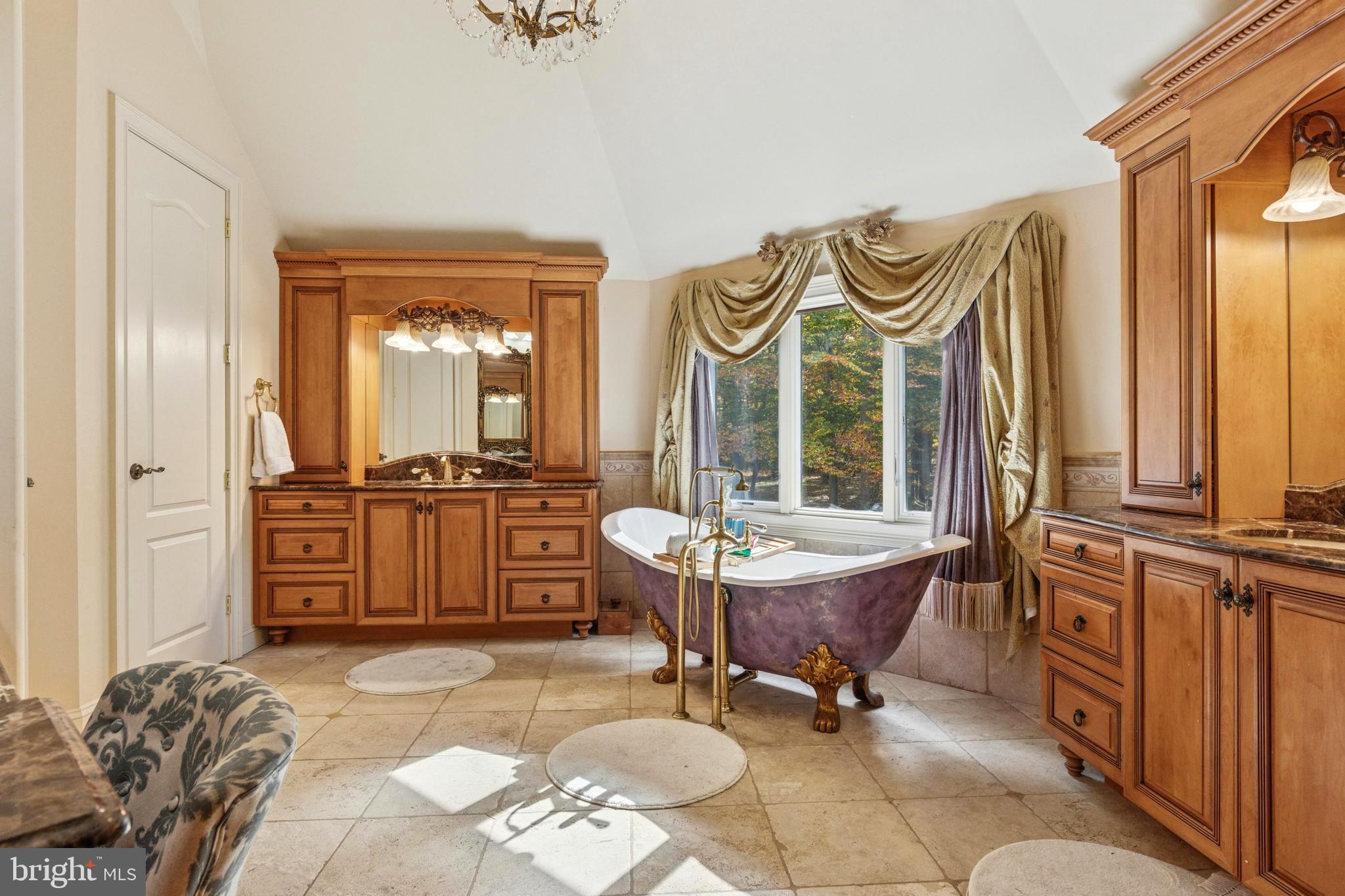 GREYSTONE - Residential