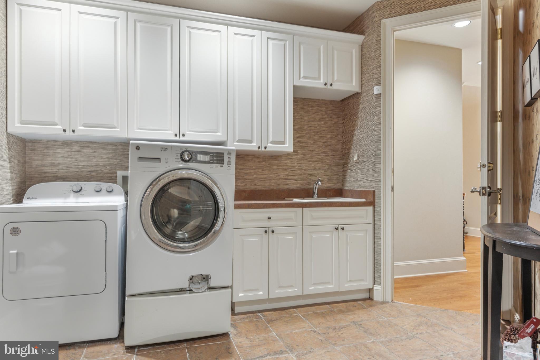 GREYSTONE - Residential