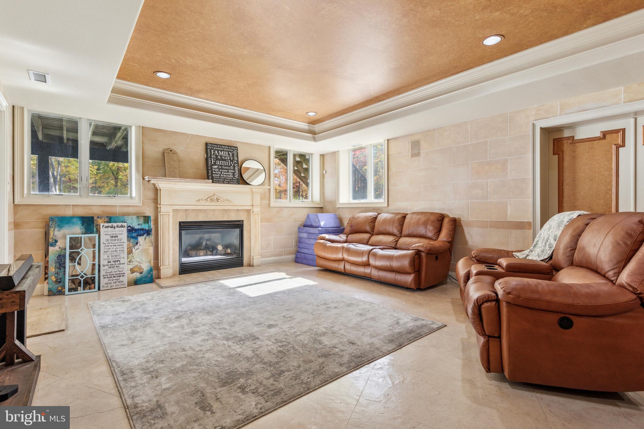 GREYSTONE - Residential