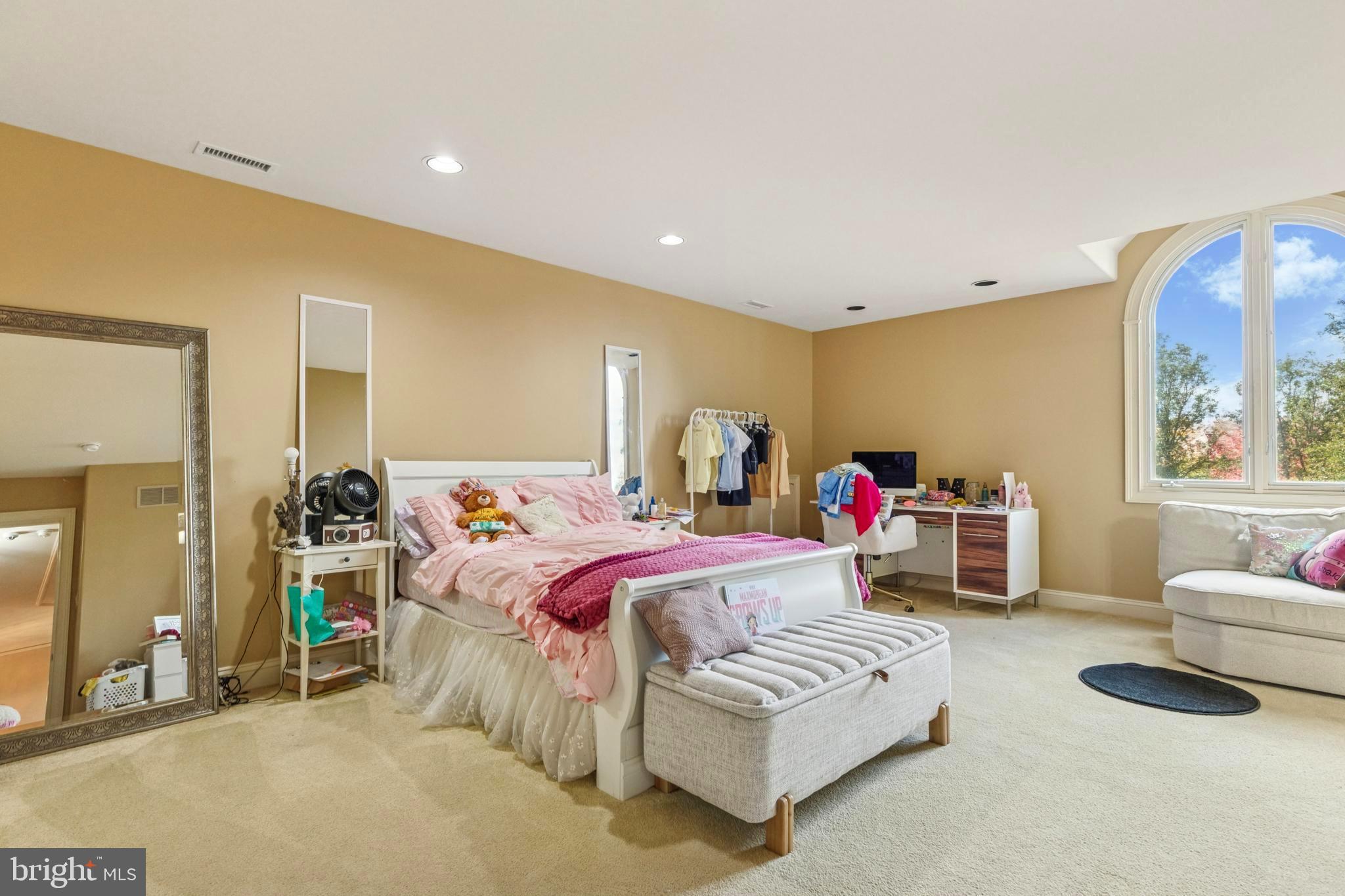 GREYSTONE - Residential