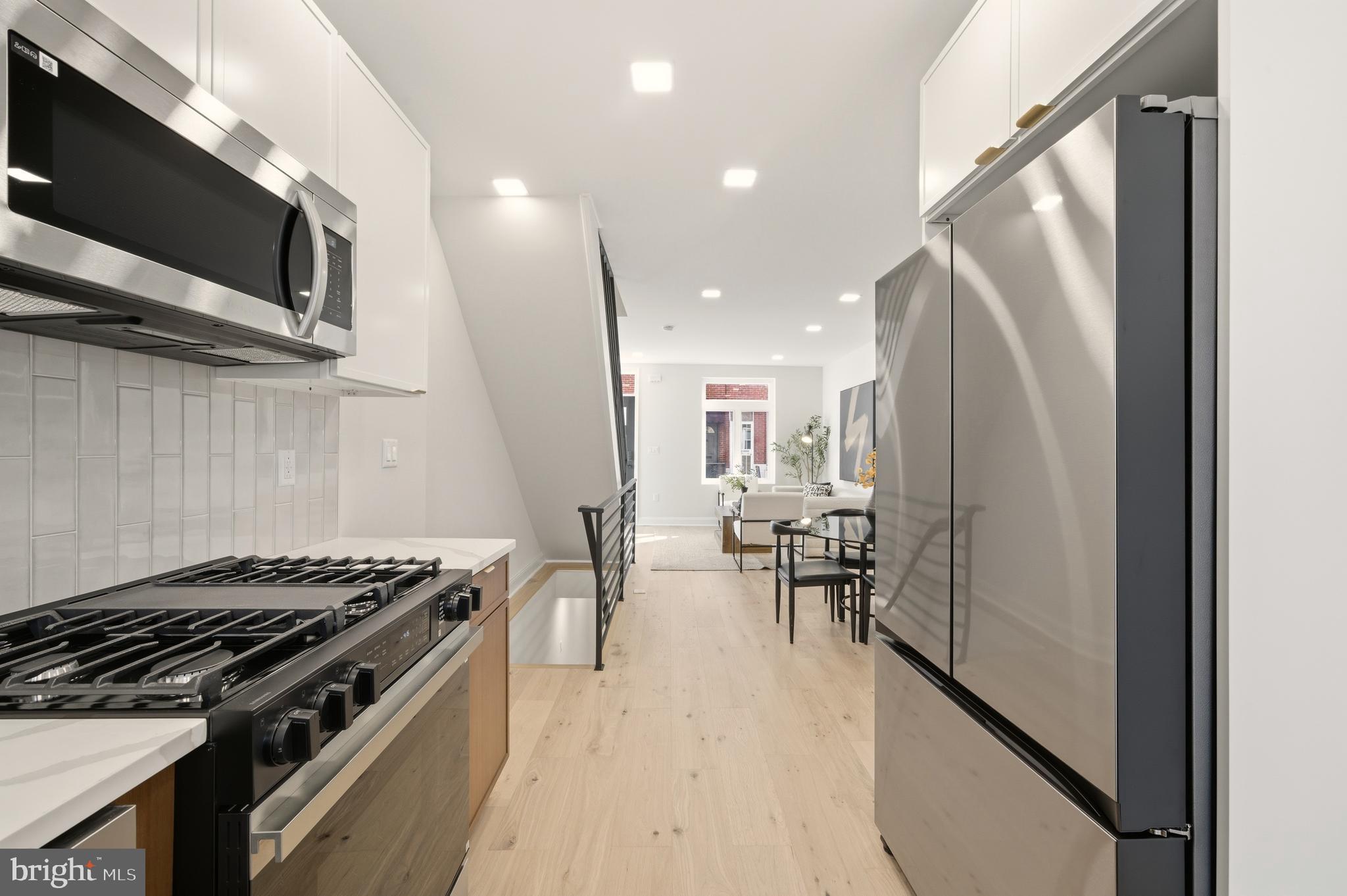 EAST PASSYUNK CROSSING - Residential