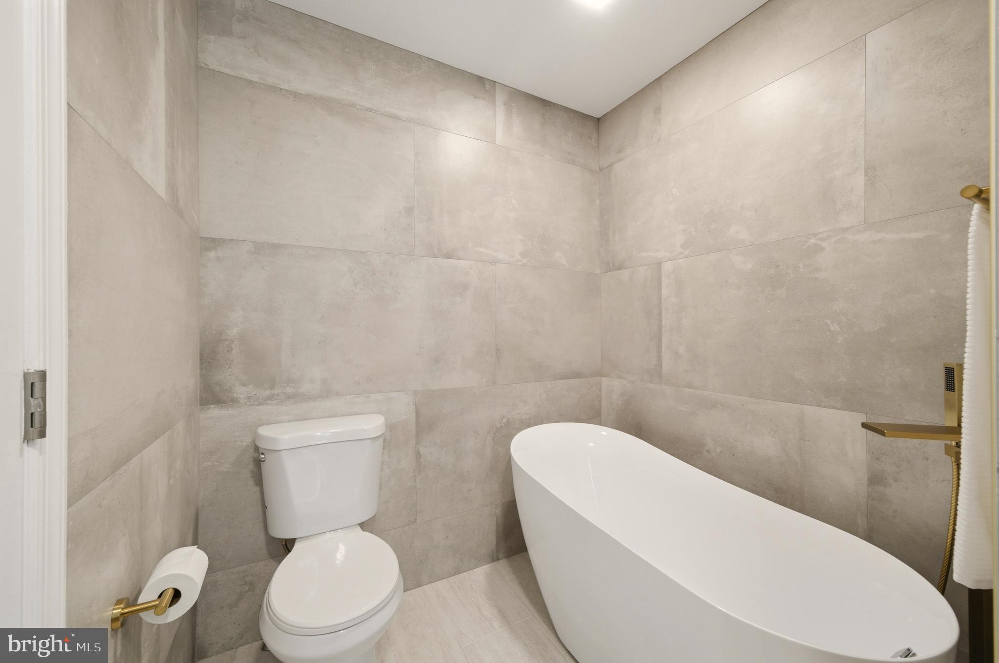 EAST PASSYUNK CROSSING - Residential