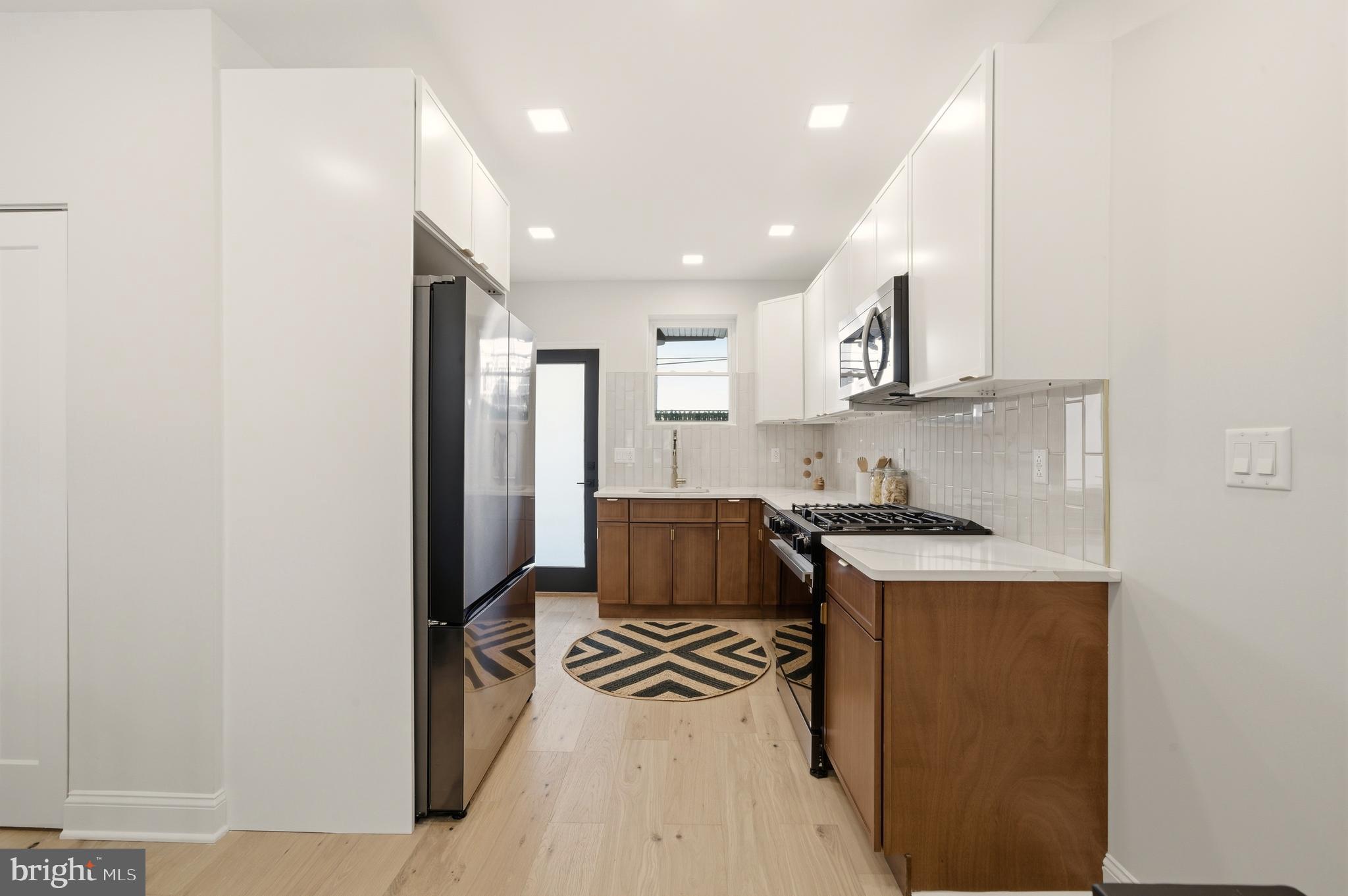 EAST PASSYUNK CROSSING - Residential