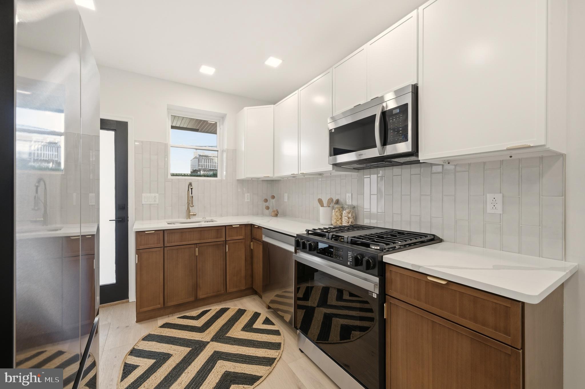 EAST PASSYUNK CROSSING - Residential