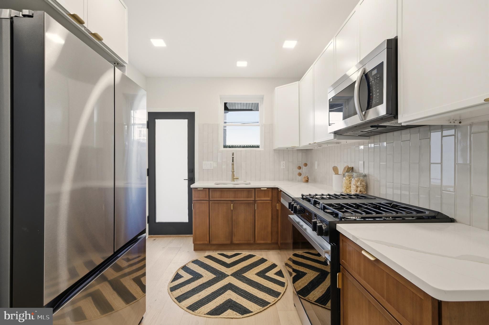 EAST PASSYUNK CROSSING - Residential