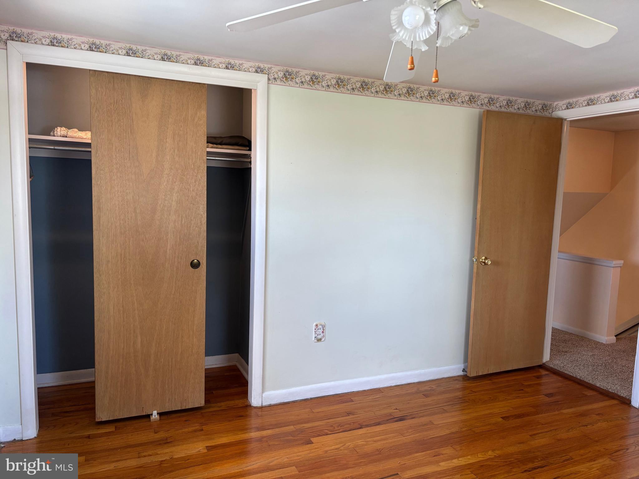 MANOR RIDGE - Residential