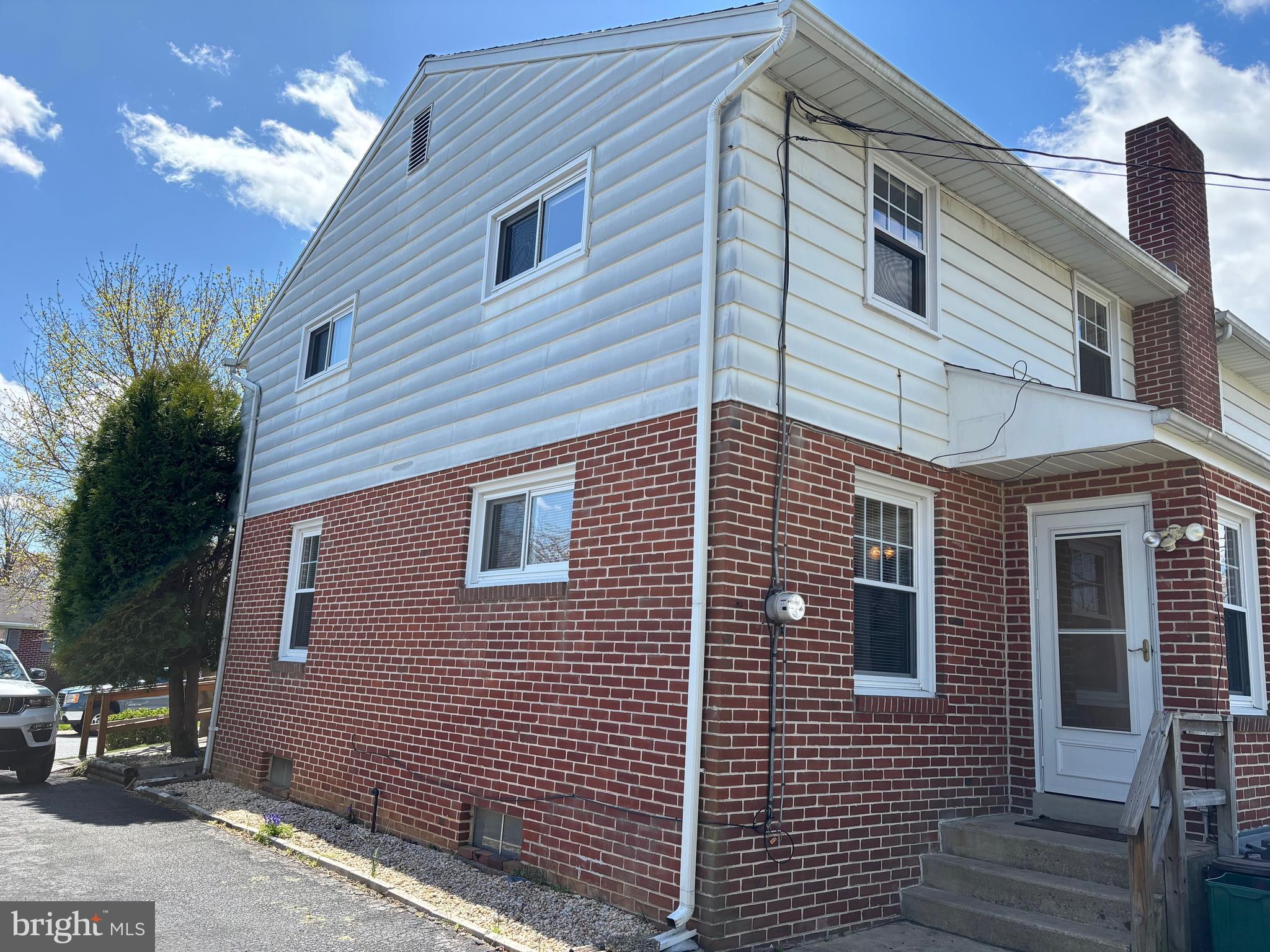 MANOR RIDGE - Residential