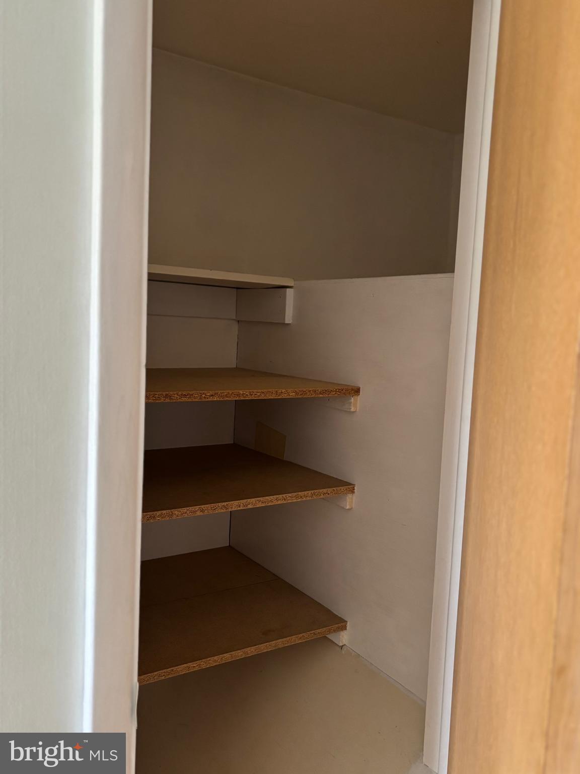 MANOR RIDGE - Residential