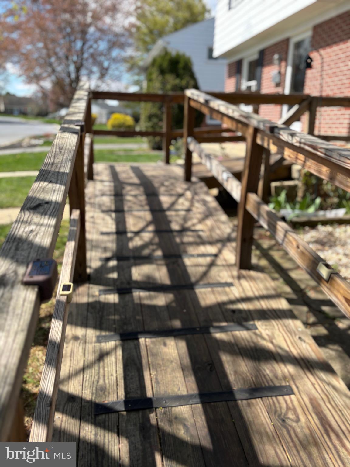 MANOR RIDGE - Residential