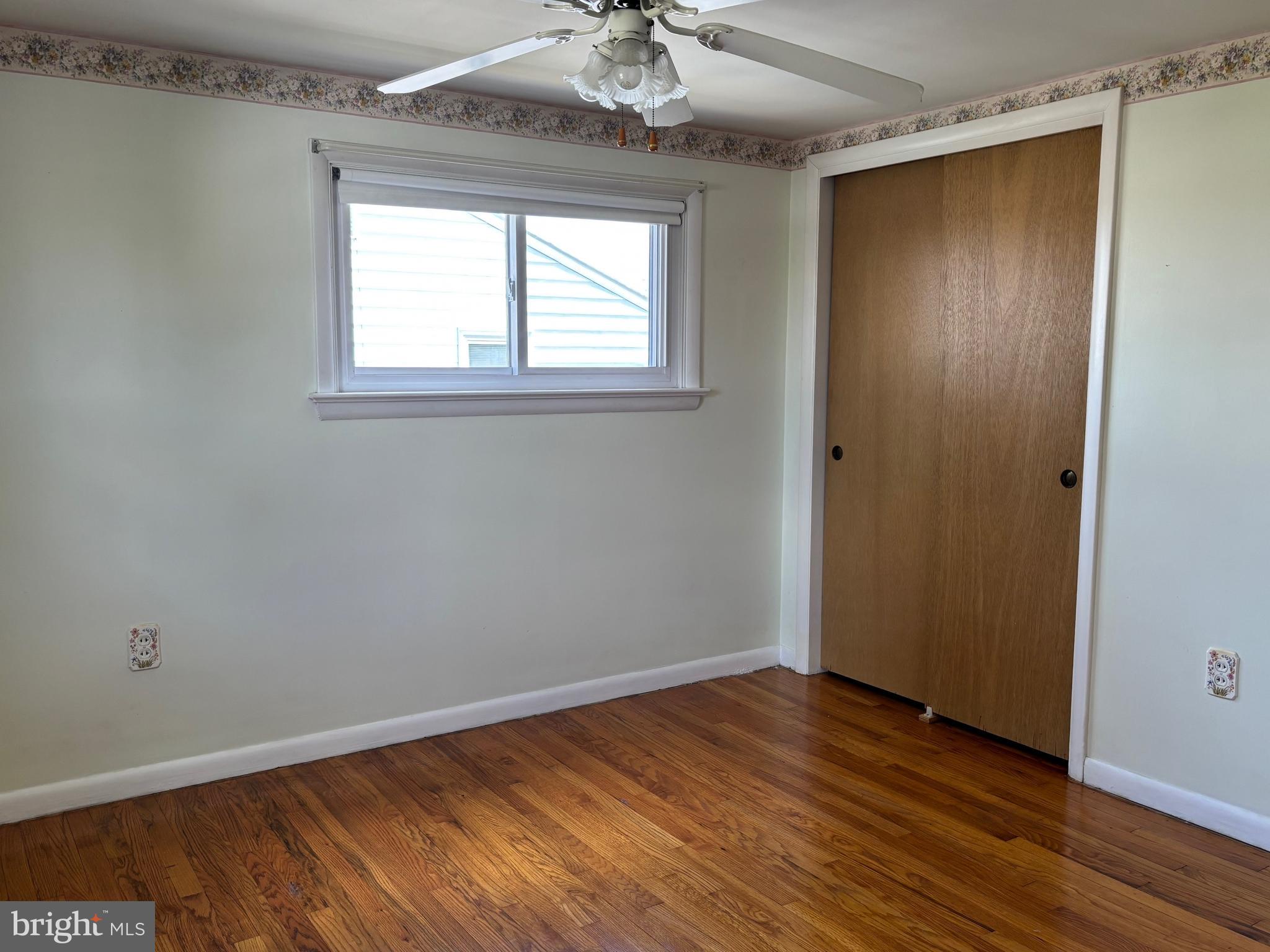 MANOR RIDGE - Residential