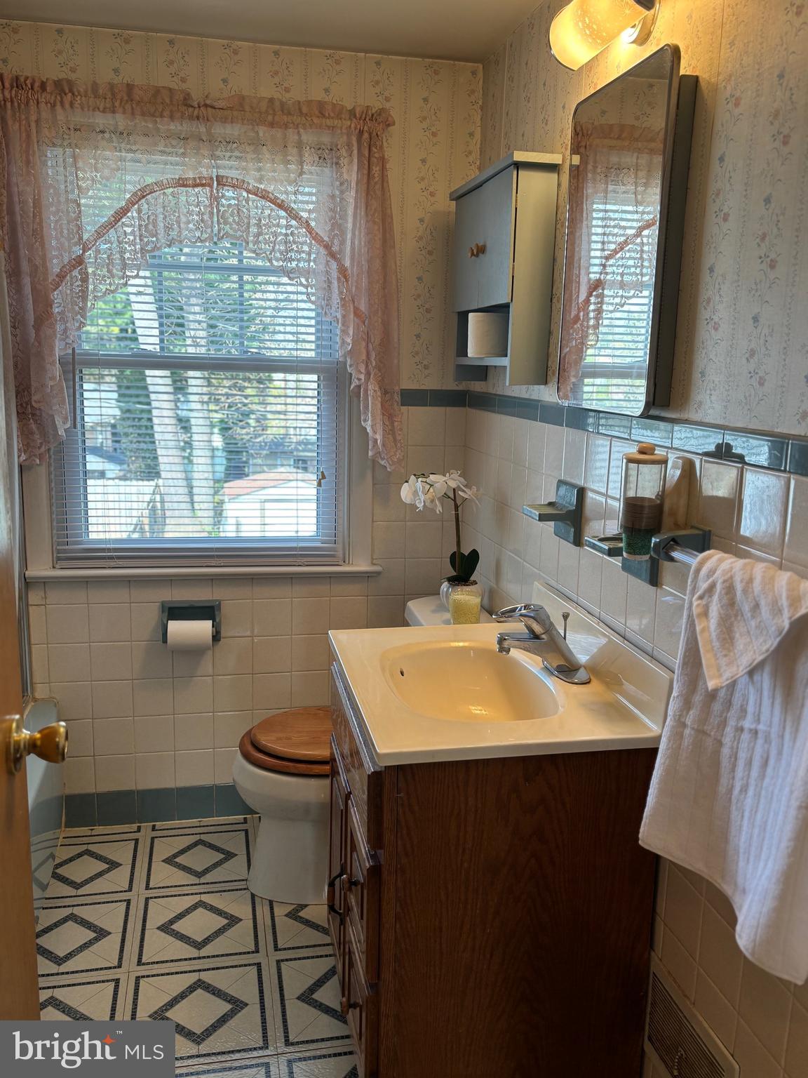 MANOR RIDGE - Residential