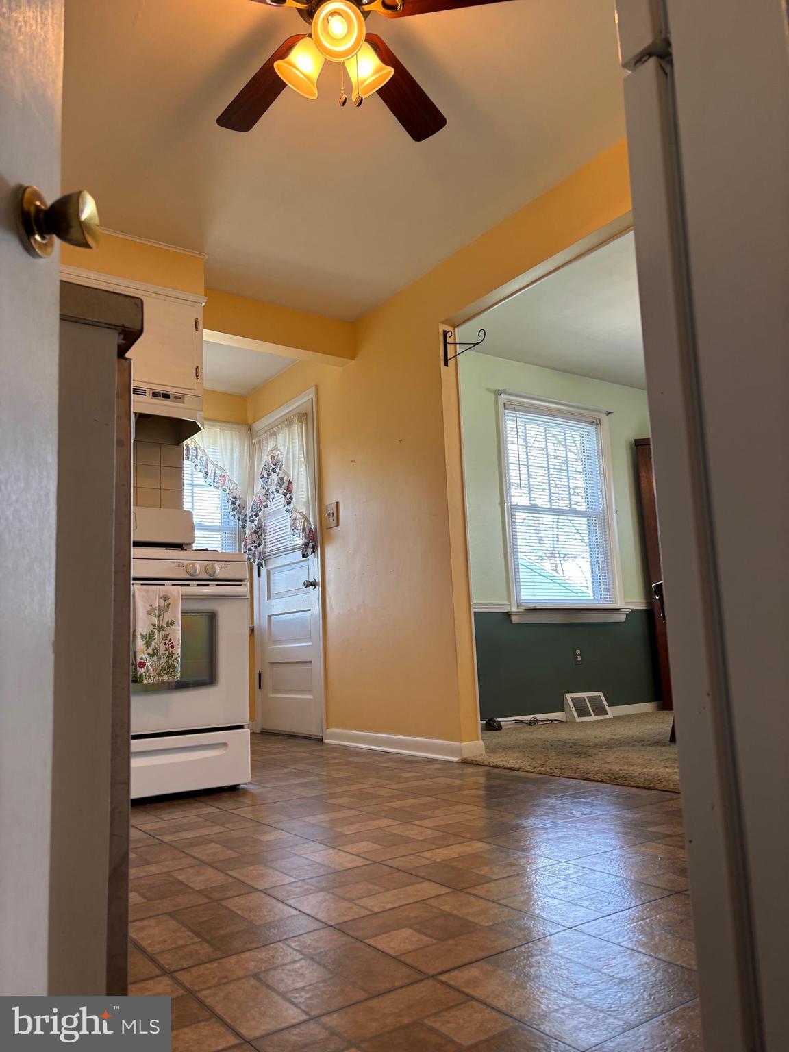 MANOR RIDGE - Residential