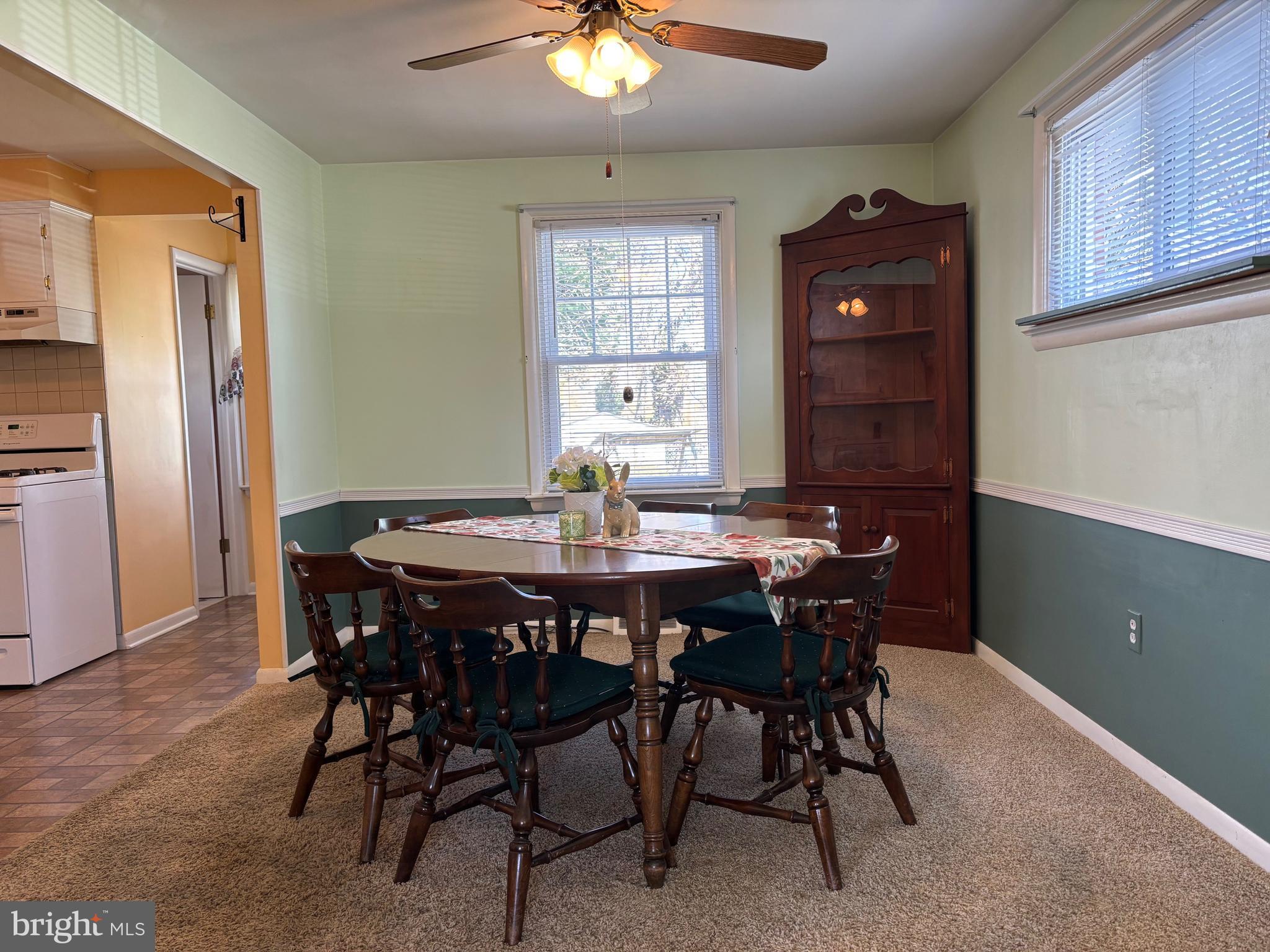 MANOR RIDGE - Residential