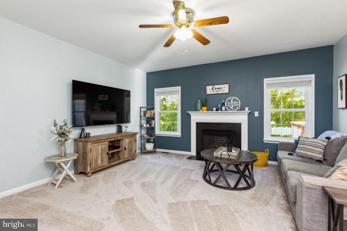 RIVER CREST - Residential