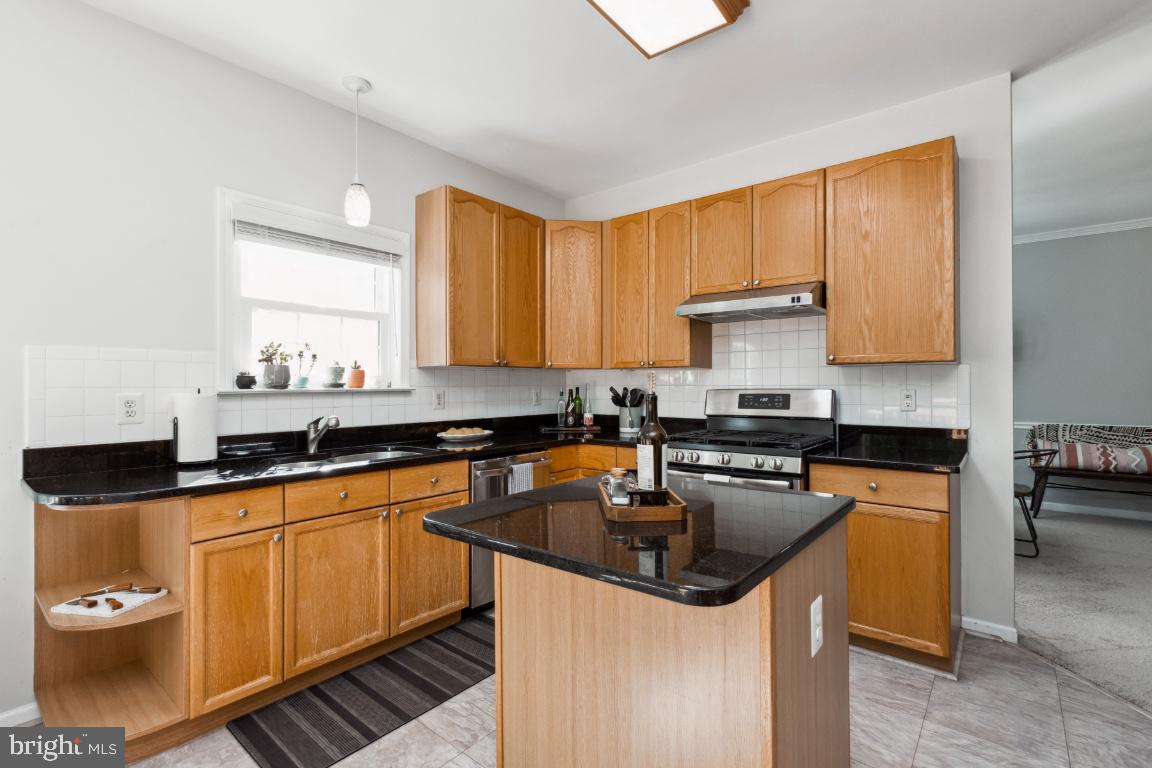 RIVER CREST - Residential