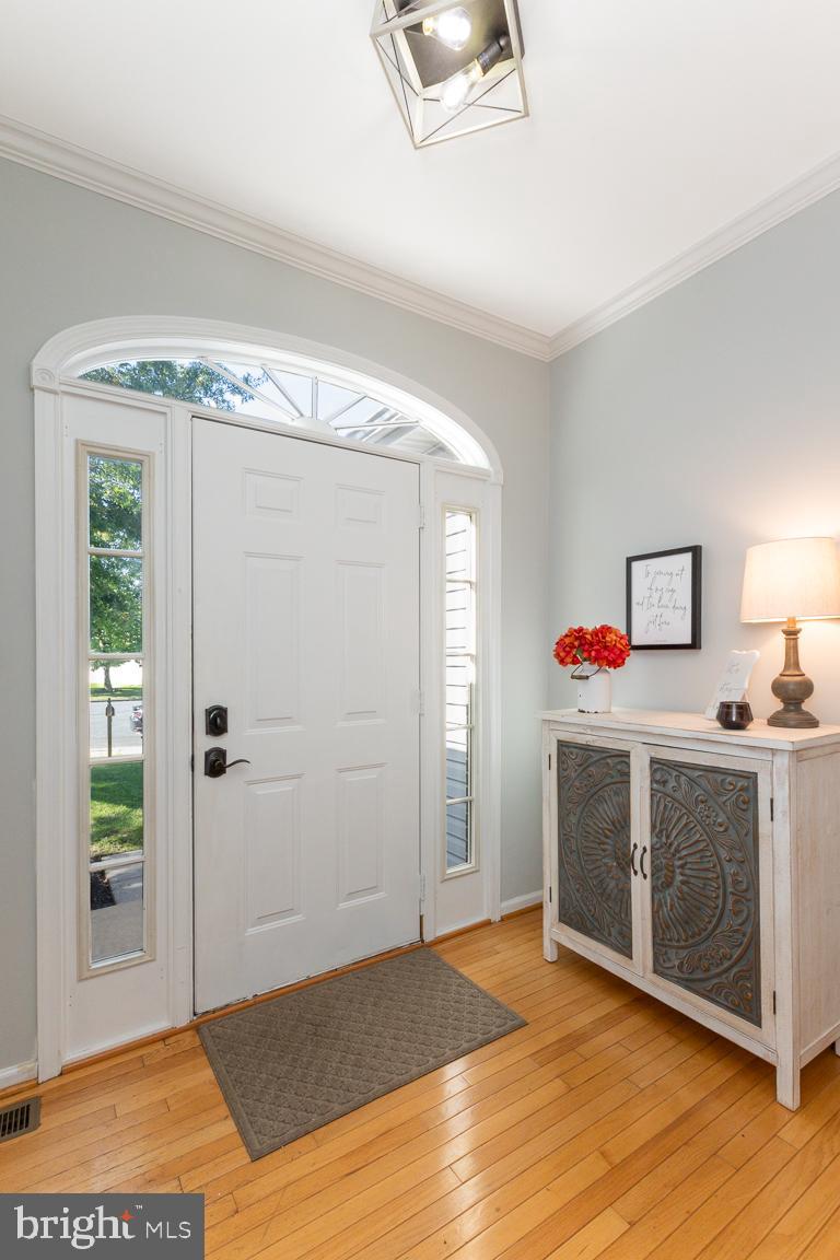 RIVER CREST - Residential