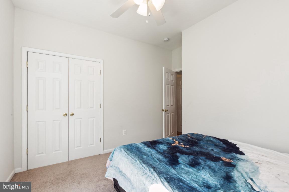 RIVER CREST - Residential