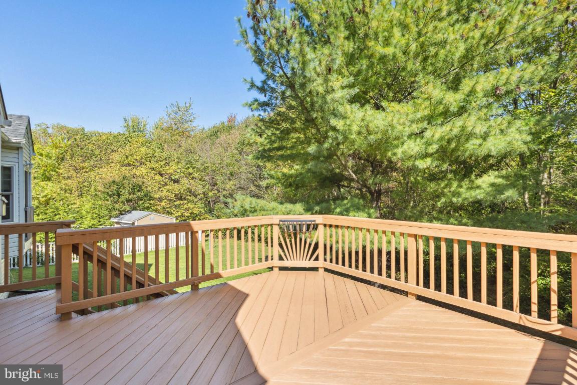 RIVER CREST - Residential