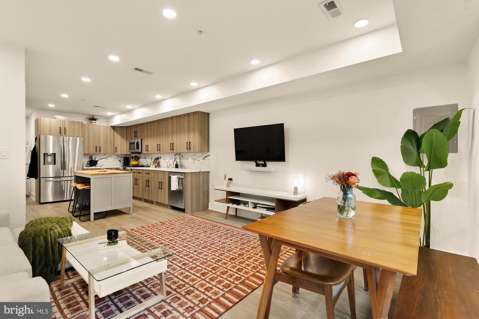 1519 K STREET SE 101